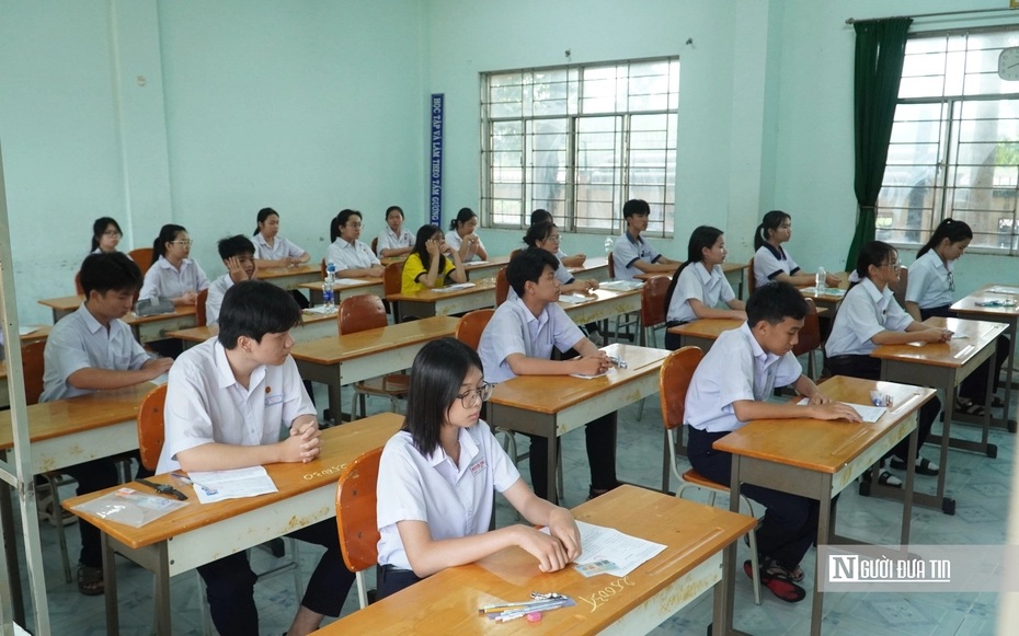Tiến tới phổ cập giáo dục trung học phổ thông thì tốt nhất là không thi- Ảnh 1.