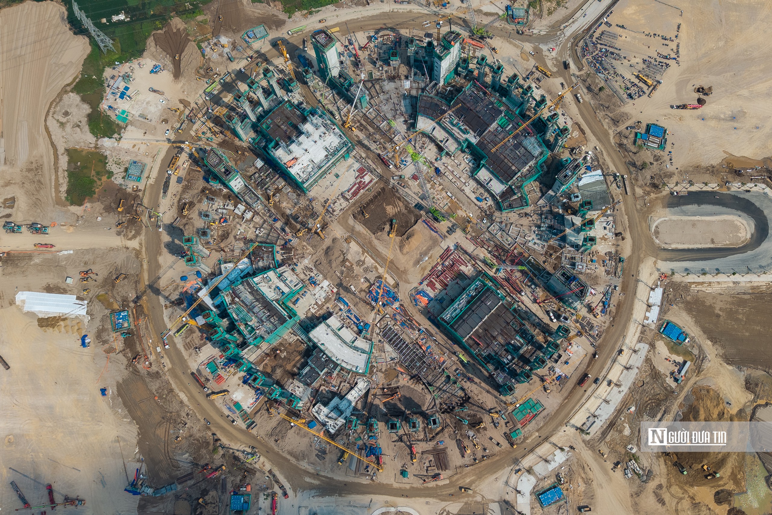 Hiện trạng trục đại lộ rộng 120m nối sân vận động lớn nhất thế giới- Ảnh 2.