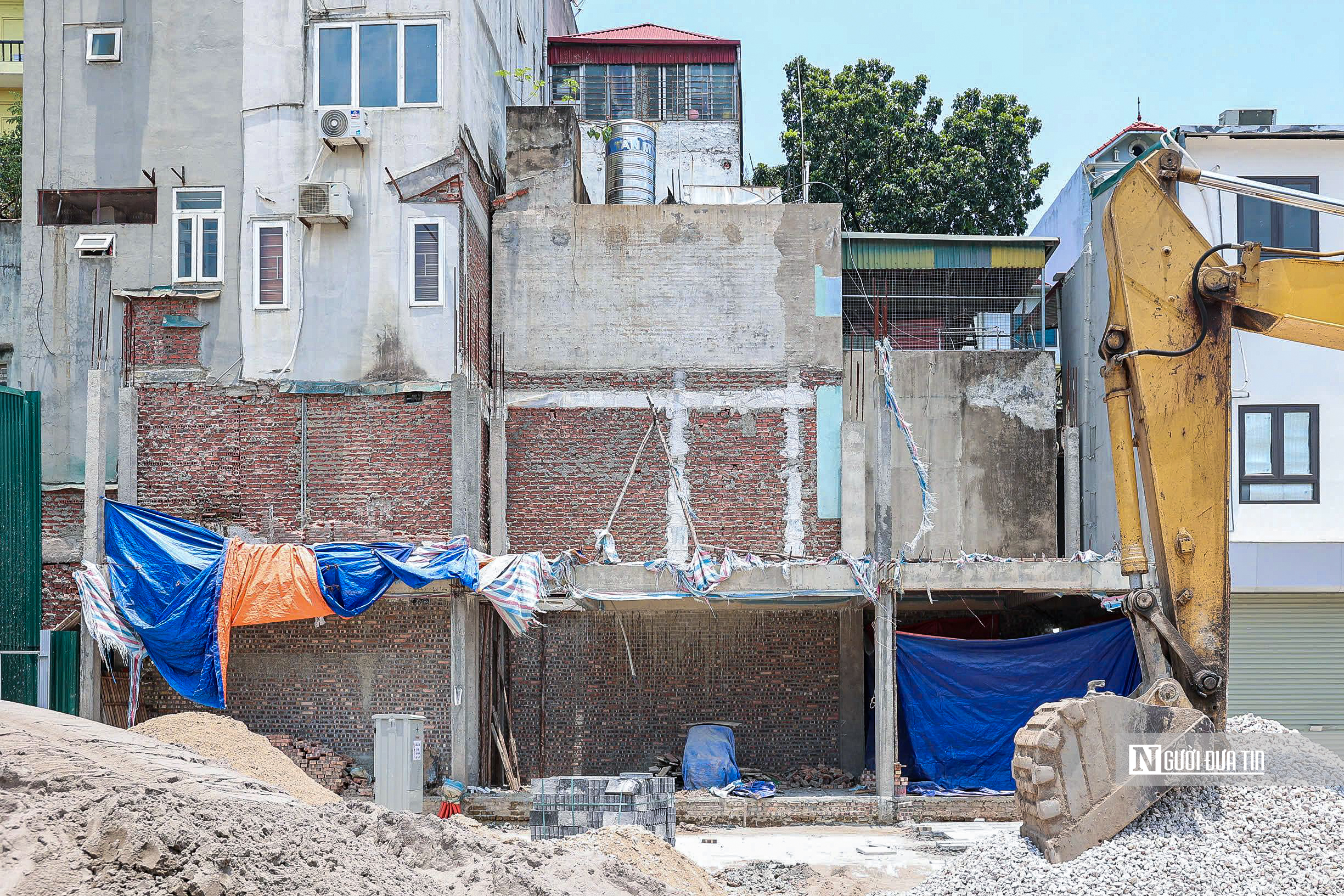 Khu đất xen kẹt trên Vành đai 1 làm vườn hoa, cây xanh thế chỗ cho nhà siêu mỏng siêu méo- Ảnh 10.