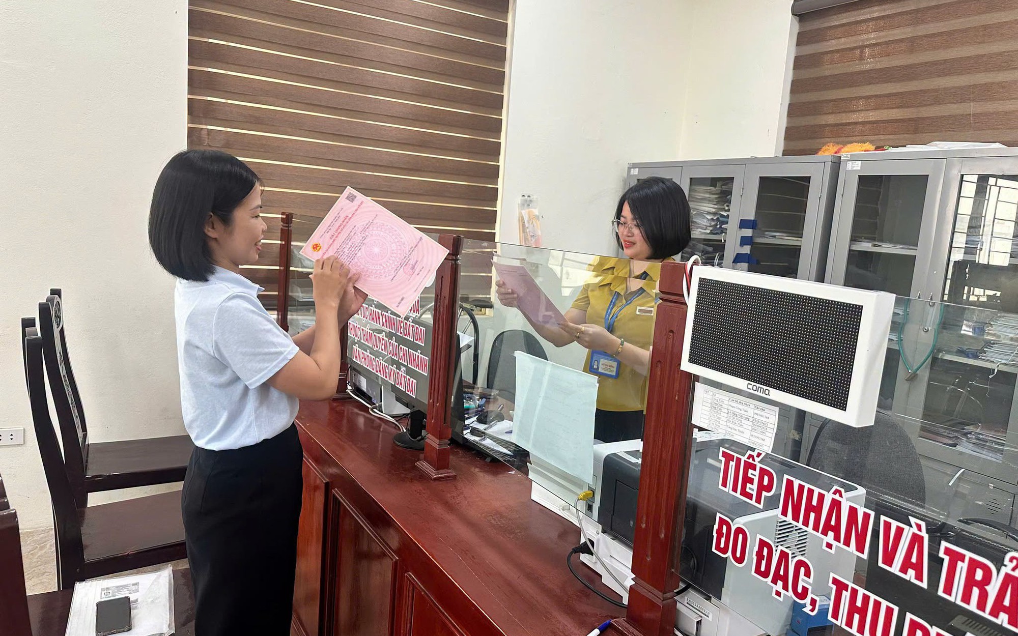 Niềm vui trong những khu tái định cư, lần đầu tiên người dân vùng cao không còn lo chạy lũ- Ảnh 5.
