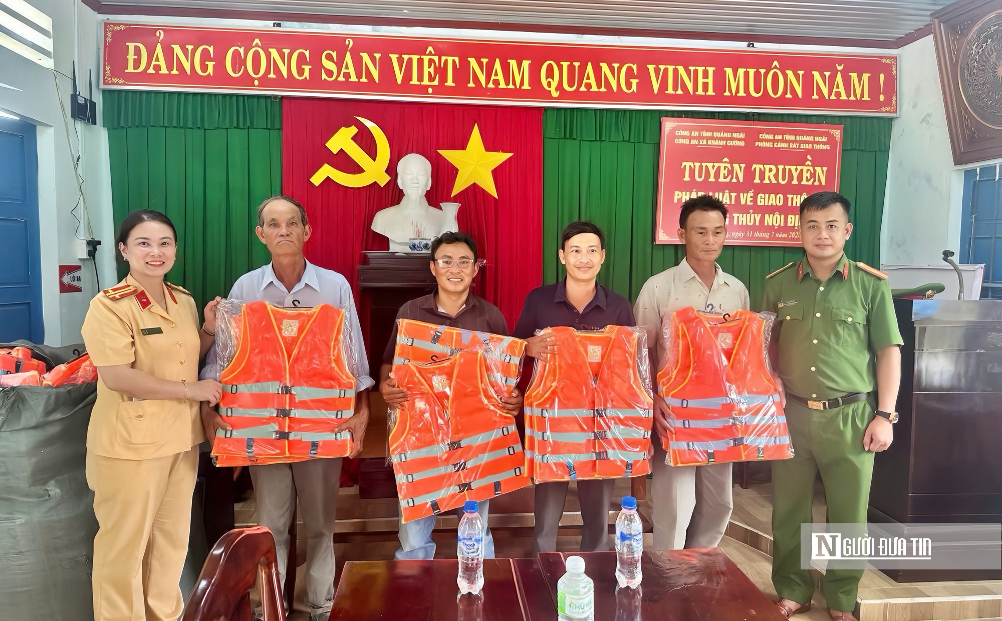 Trưởng phòng CSGT Quảng Ngãi: Xây dựng hình ảnh cán bộ, chiến sĩ trách nhiệm, gần gũi với nhân dân- Ảnh 7.
