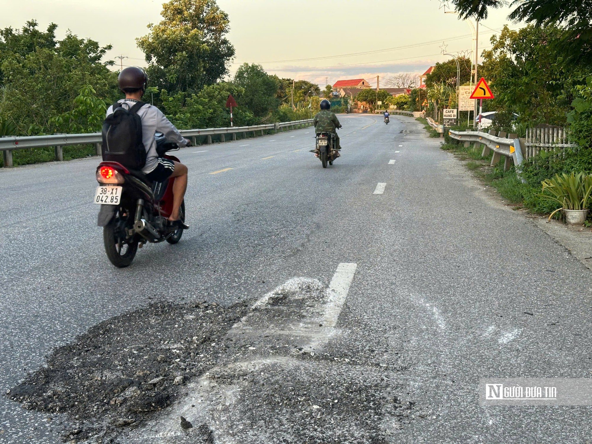Hiện trạng xuống cấp, lũn lõm trên Quốc lộ 8 phải khẩn trương sửa chữa- Ảnh 6.