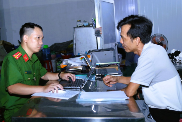 Phá đường dây sản xuất, buôn bán thịt bò khô giả quy mô lớn - Ảnh 1.