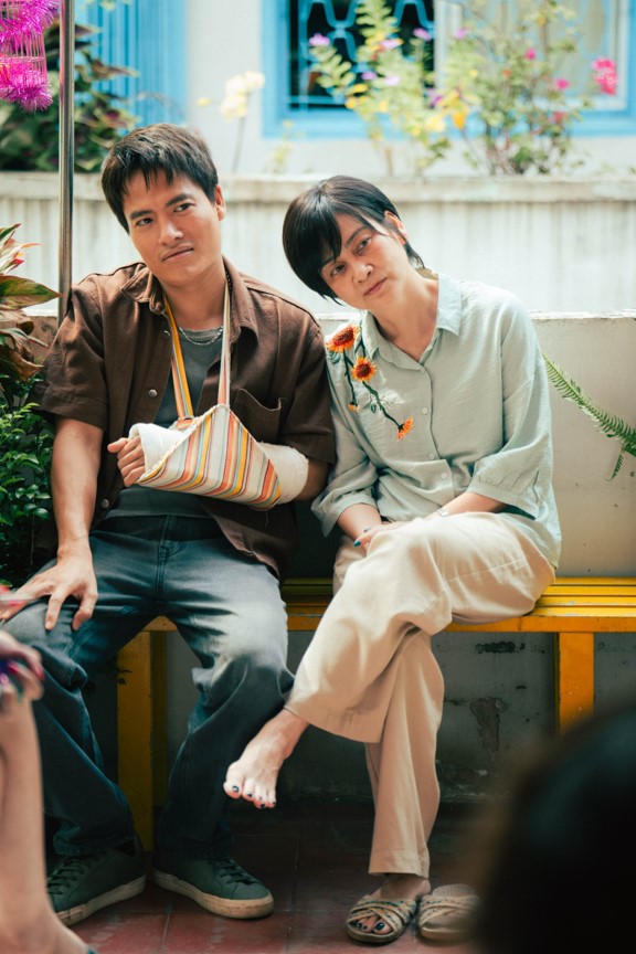 Nữ nghệ sĩ nổi tiếng ở tuổi U70 vẫn dành trọn niềm đam mê cho nghiệp diễn - Ảnh 2.