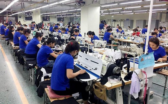 Lao động nữ đóng BHXH 20 năm và 30 năm, lương hưu chênh nhau thế nào? - Ảnh 1.