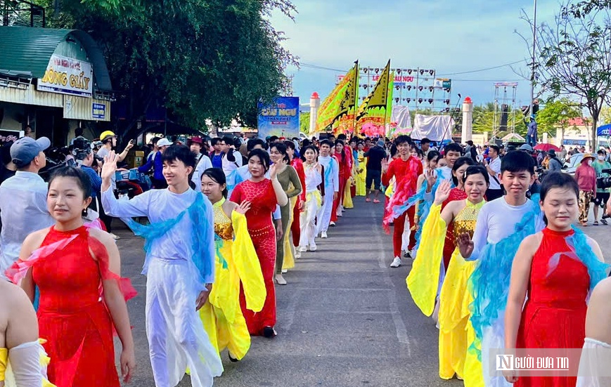Lễ rước Lệnh Ông Sanh: Điểm hẹn văn hóa đặc sắc hút khách ở Phan Thiết- Ảnh 7.