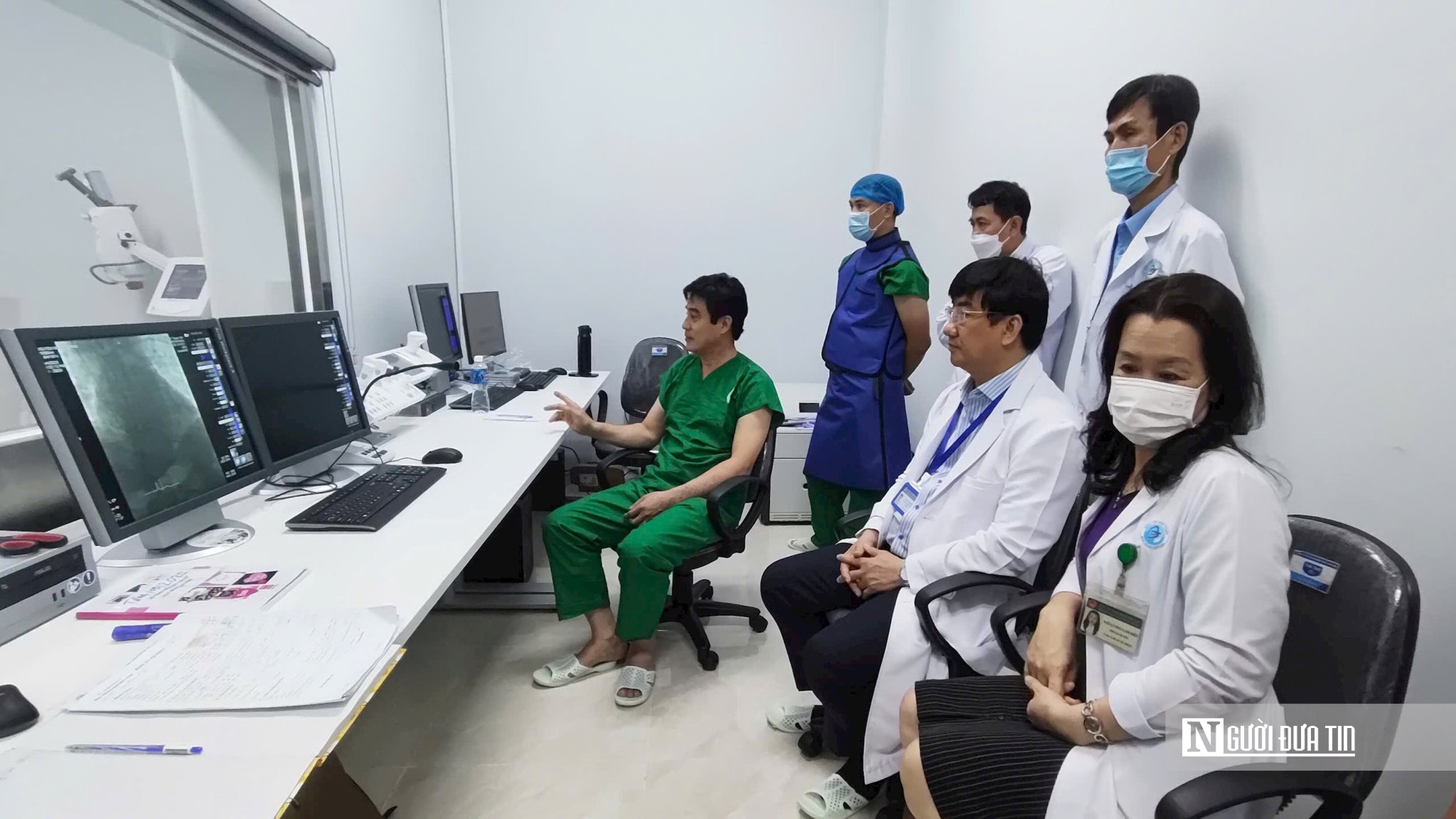 Làm chủ kỹ thuật tim mạch can thiệp, người dân Lâm Đồng thêm cơ hội “giờ vàng” - Ảnh 4.