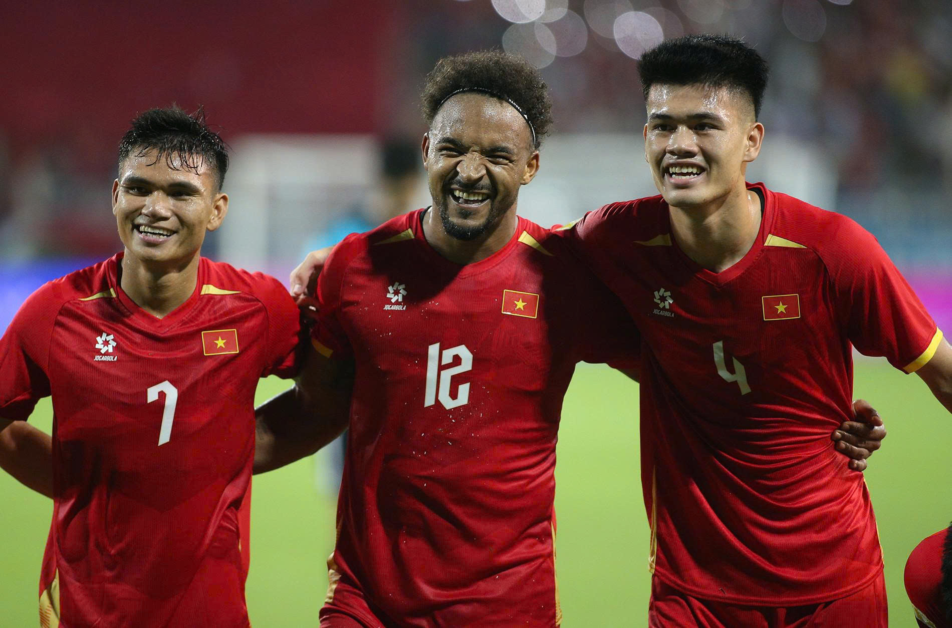 Vào chung kết AFF Cup 2026: Đội tuyển Việt Nam nhận thưởng cực khủng - Ảnh 3.