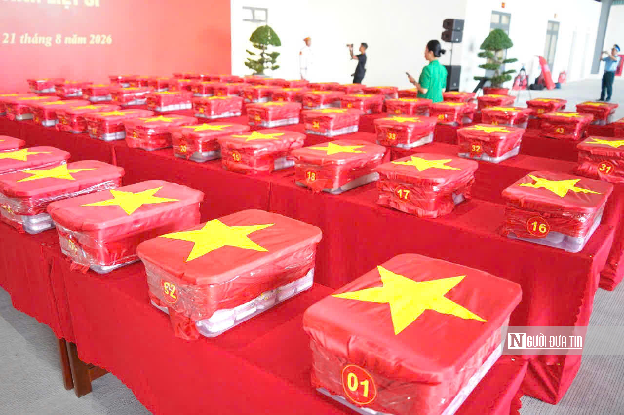 Chuyến bay đặc biệt chở 7.104 mẫu hài cốt liệt sĩ Tp.HCM đi tìm tên- Ảnh 3.