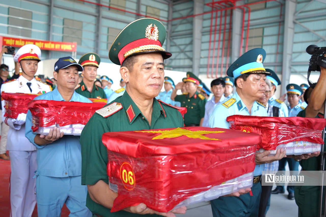 Chuyến bay đặc biệt chở 7.104 mẫu hài cốt liệt sĩ Tp.HCM đi tìm tên- Ảnh 10.