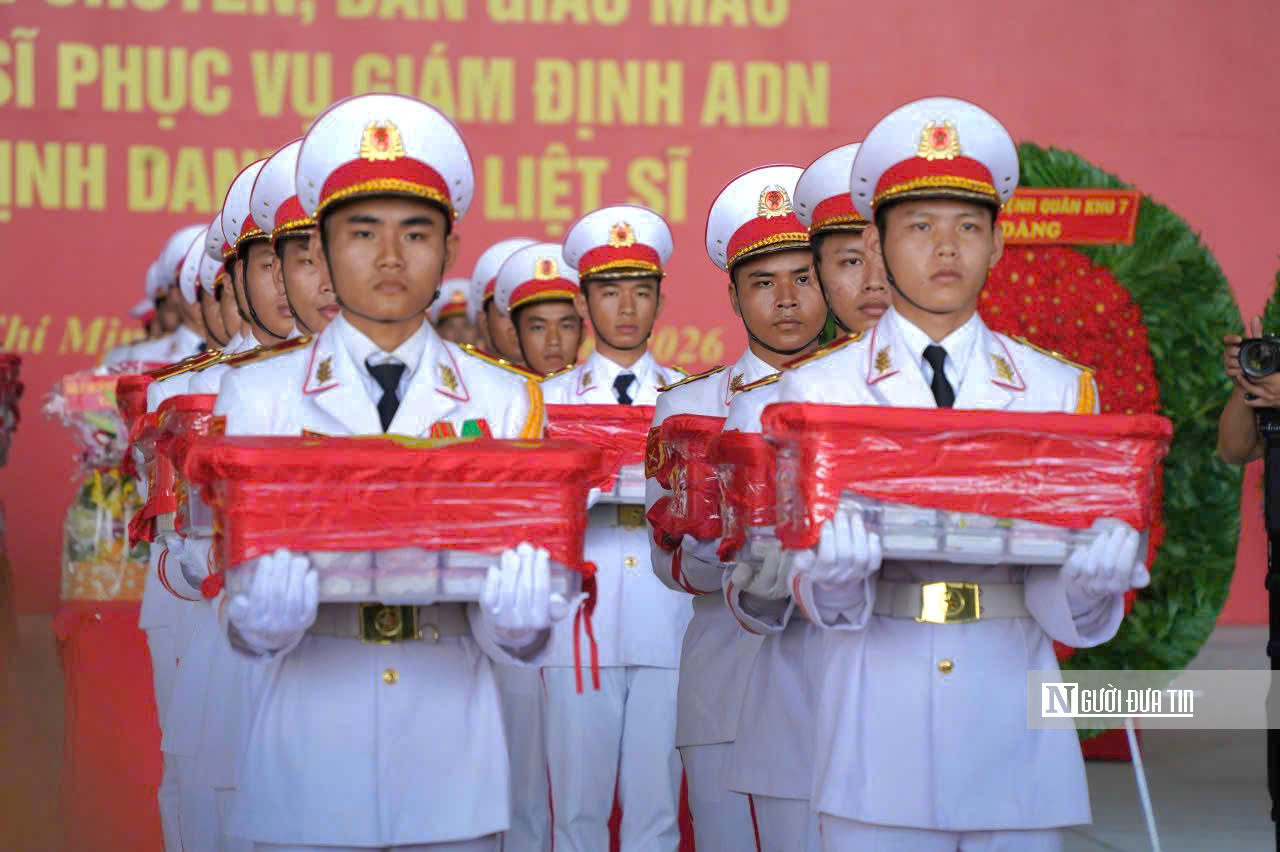 Chuyến bay đặc biệt chở 7.104 mẫu hài cốt liệt sĩ Tp.HCM đi tìm tên- Ảnh 11.