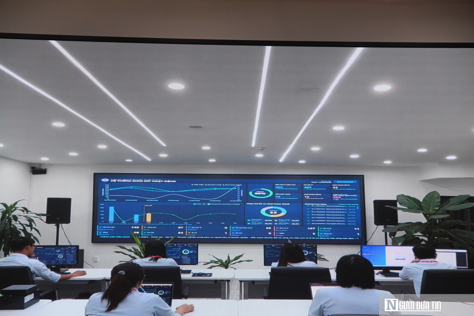 RosiAI-IOC: Công nghệ giúp người dân Tp.HCM giải quyết hồ sơ tư pháp xuyên đêm- Ảnh 3.