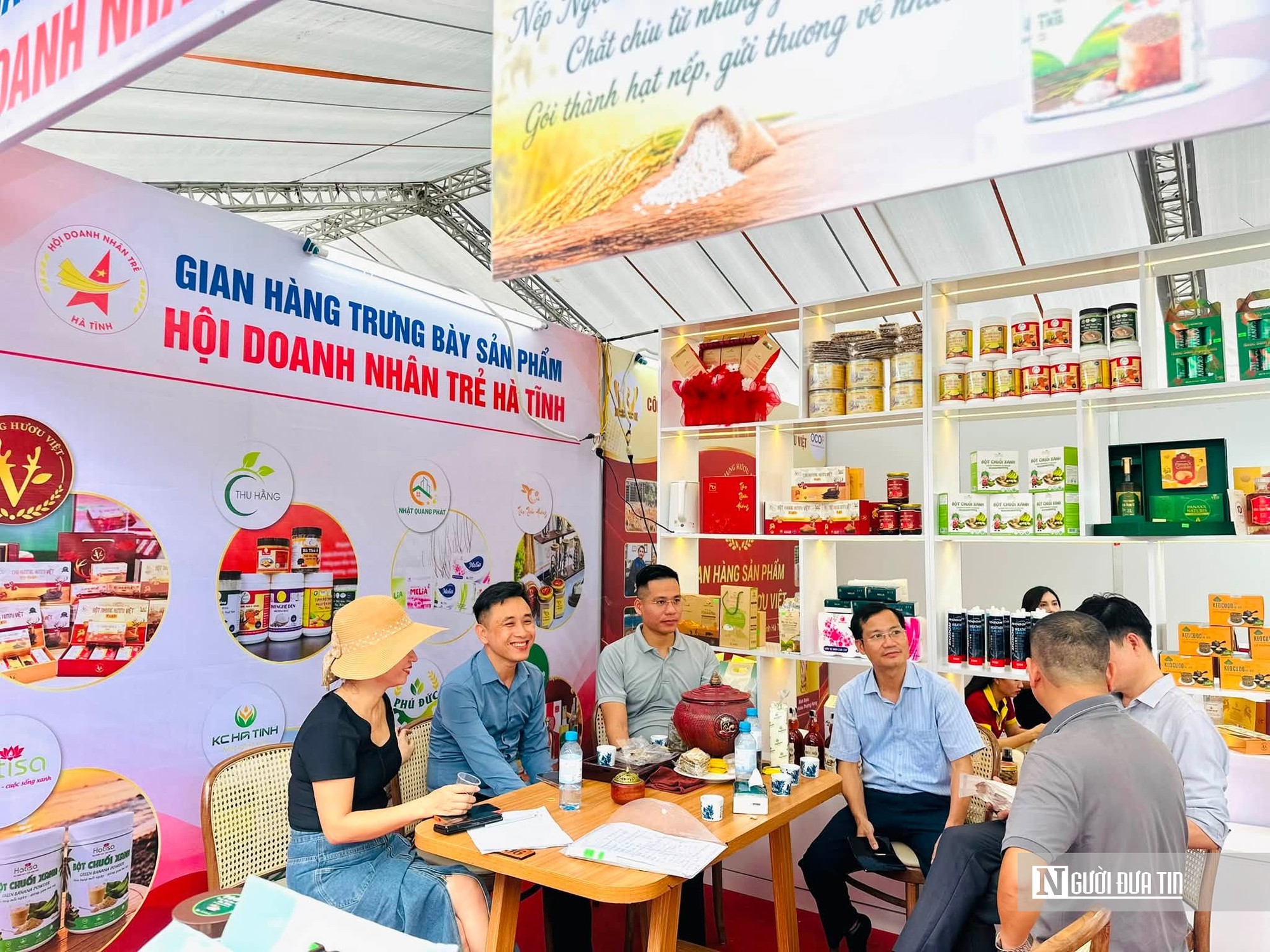 Kết nối thị trường, nâng giá trị gia tăng cho sản phẩm công nghiệp nông thôn- Ảnh 1.