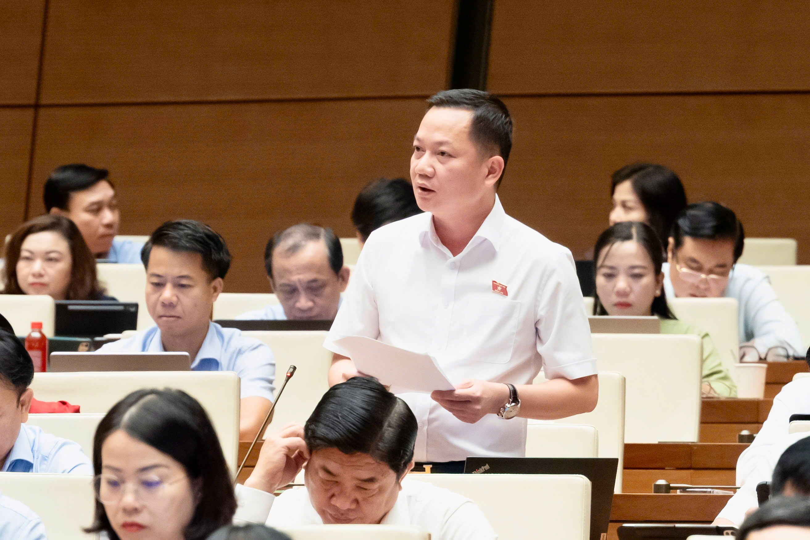 Thiết lập cơ chế, xử lý hành vi thao túng thị trường bất động sản - Ảnh 1.