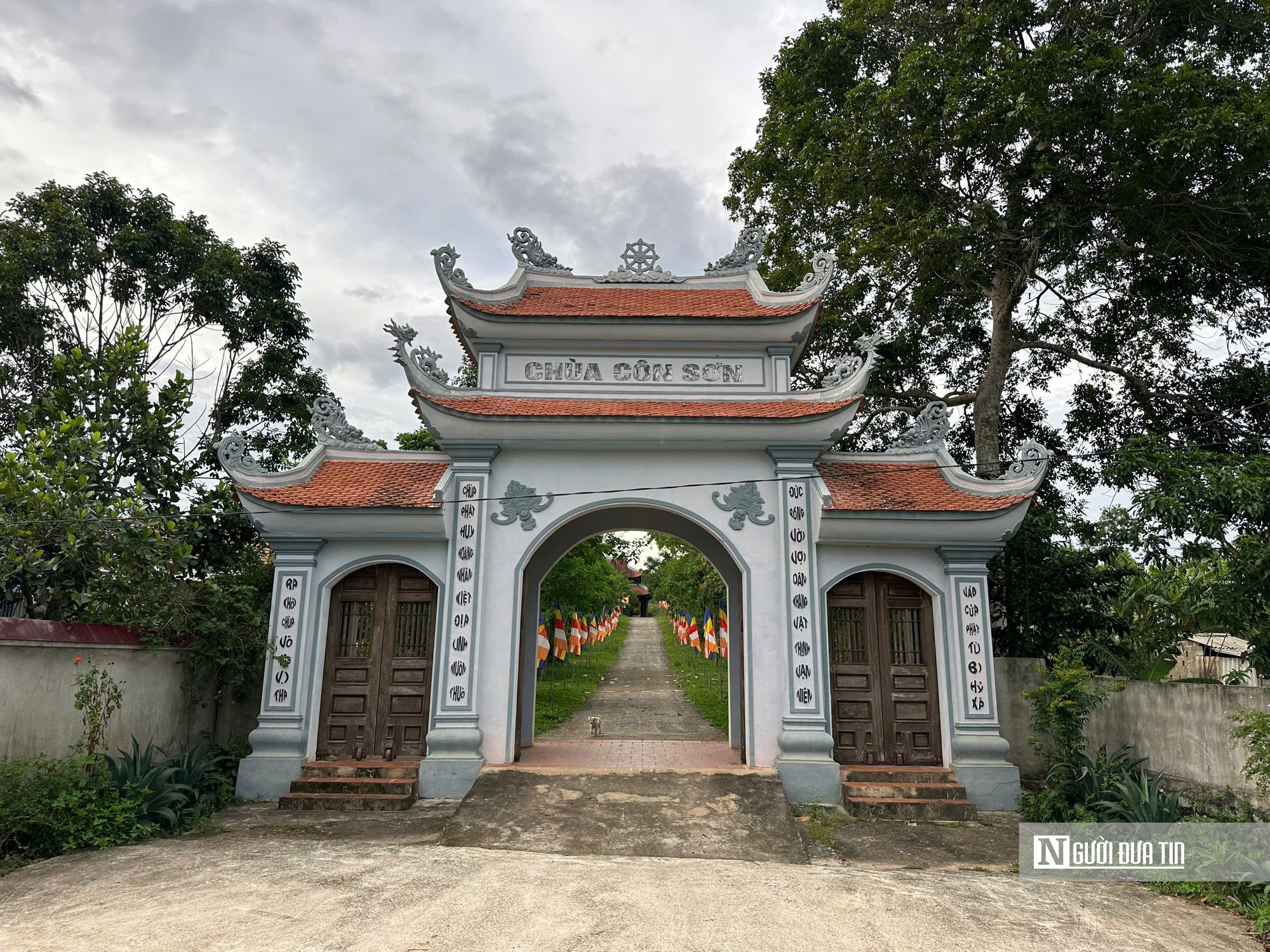 Cận cảnh ngôi chùa 600 tuổi tưởng nhớ công lao danh nhân Nguyễn Trãi - Ảnh 1.