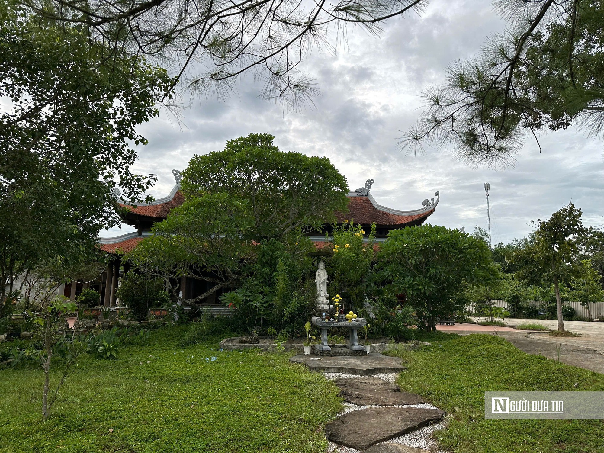 Cận cảnh ngôi chùa 600 tuổi tưởng nhớ công lao danh nhân Nguyễn Trãi - Ảnh 2.