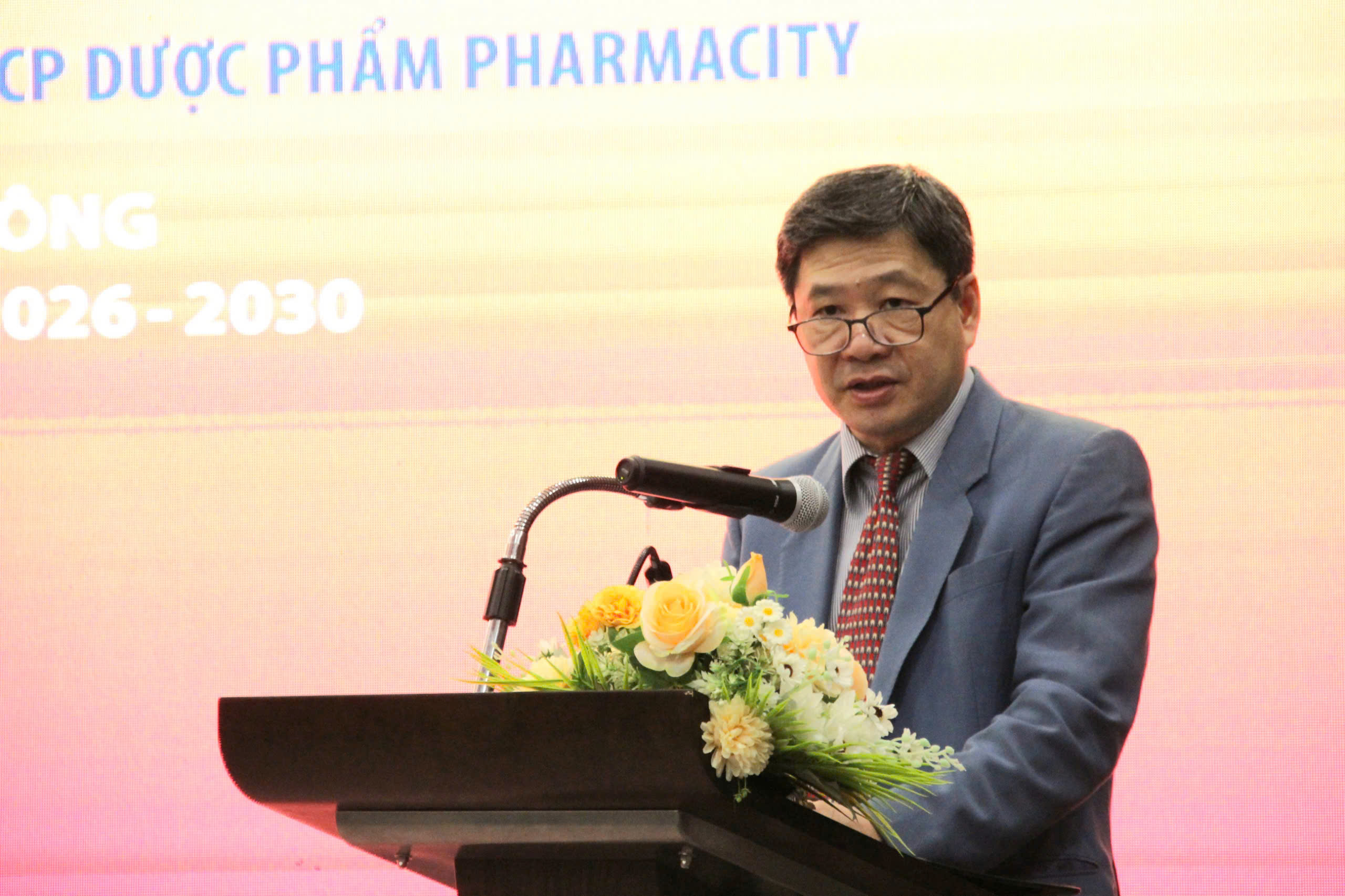 Chung tay đưa thông tin sức khỏe sinh sản chính xác đến gần người dân - Ảnh 2.