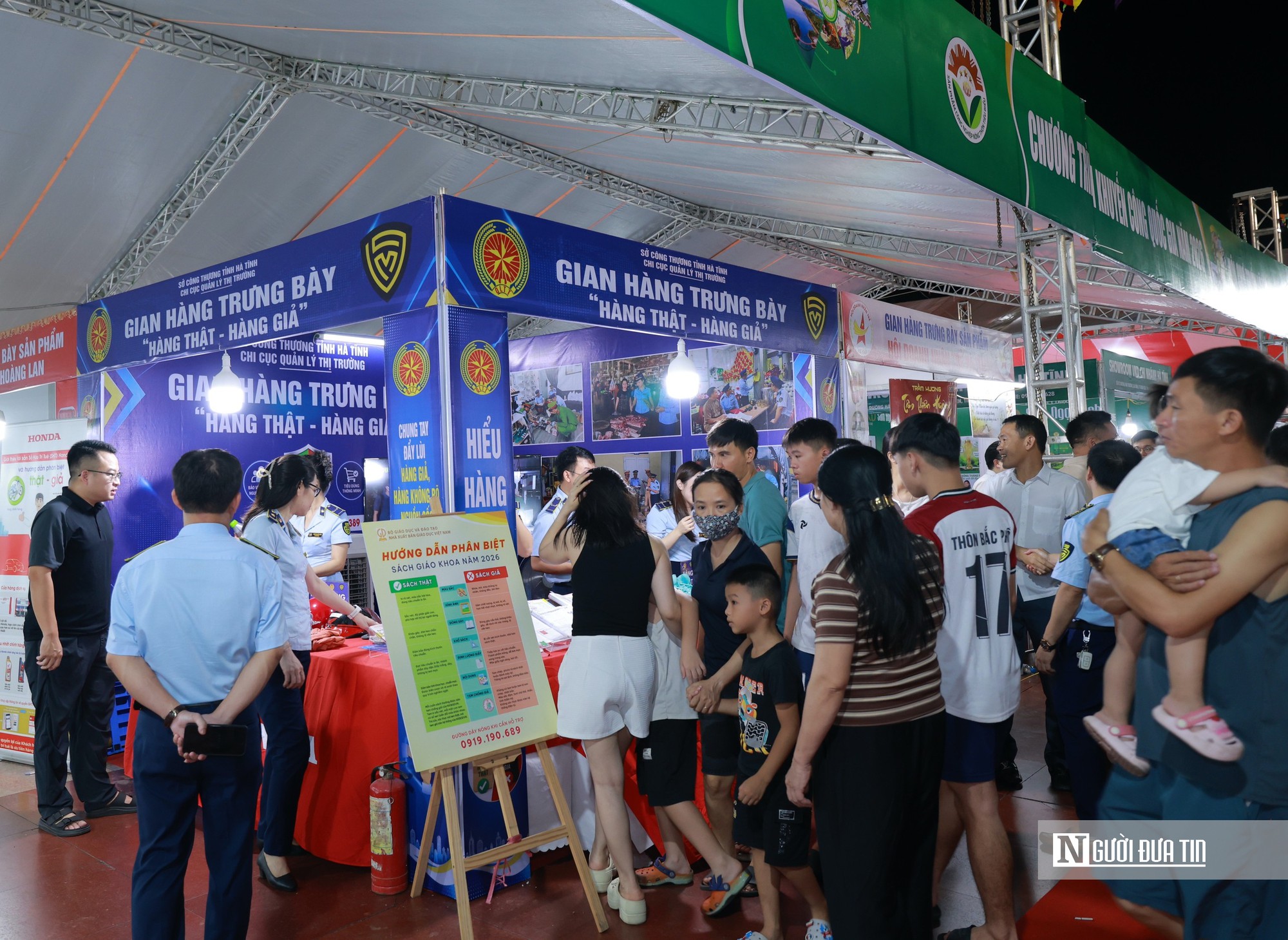 Soi “hàng giả” khác “hàng thật” ngay tại hội chợ lớn nhất miền Trung – Tây Nguyên- Ảnh 1.