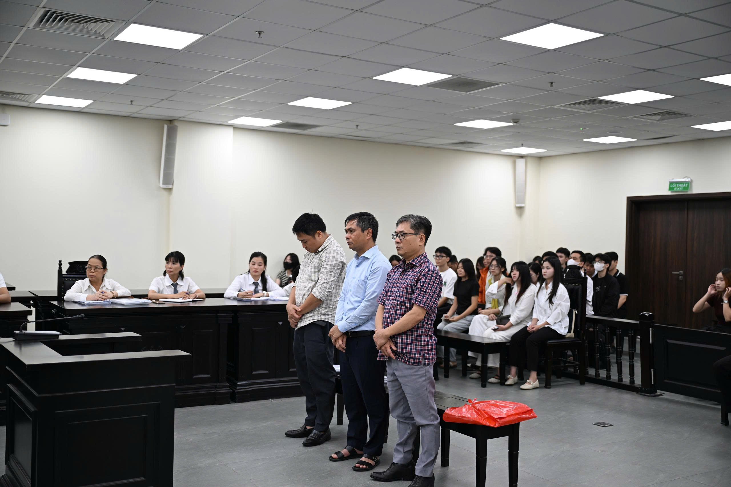 Cựu Hiệu trưởng