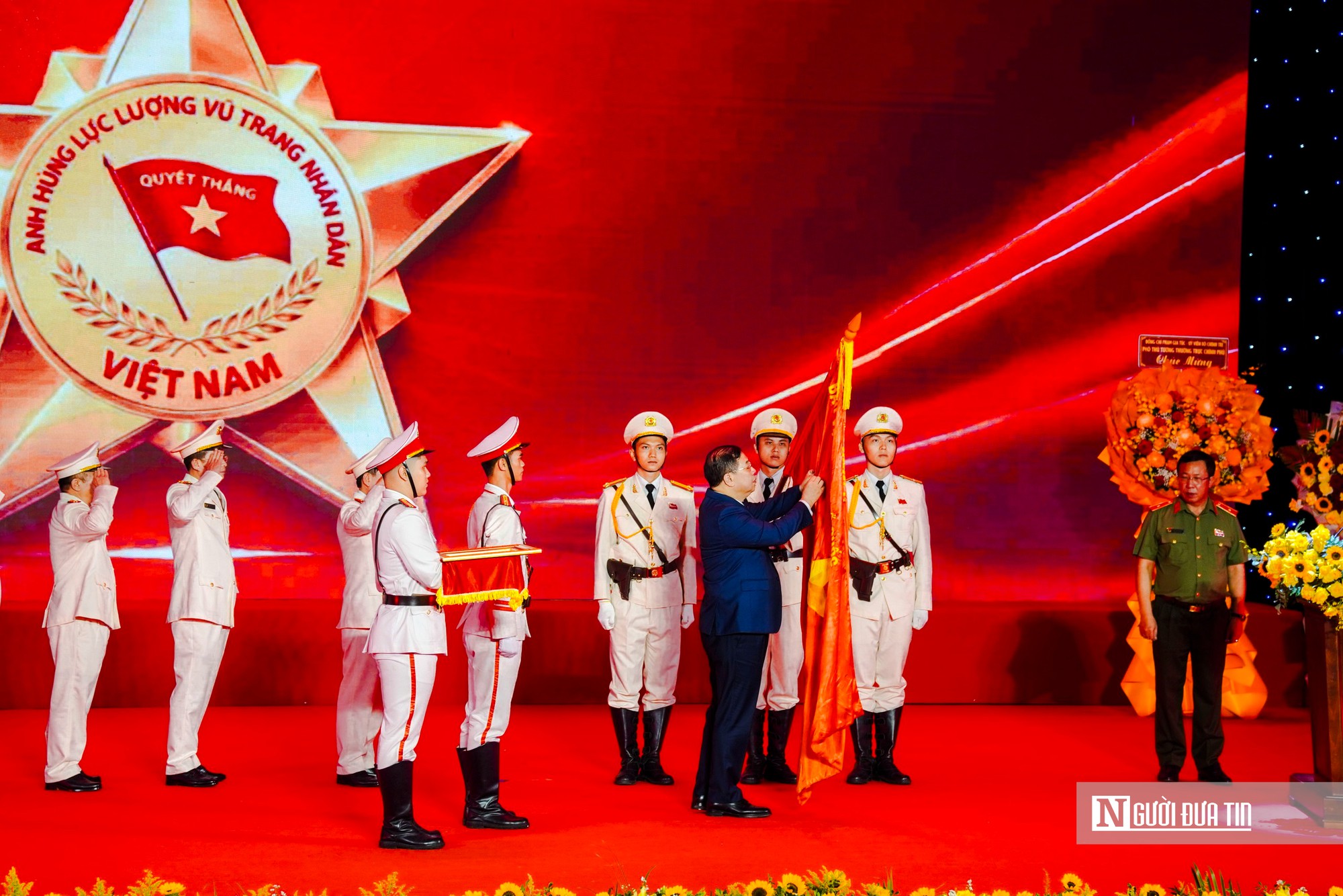 Ph&oacute; Thủ tướng Phạm Gia T&uacute;c: An ninh phải đi trước một bước, mở đường cho ph&aacute;t triển- Ảnh 3.