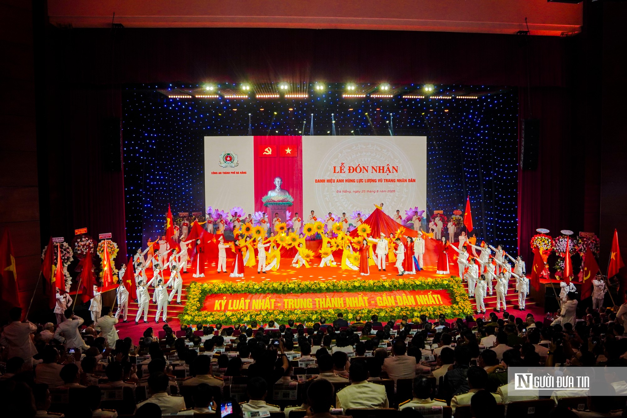 Ph&oacute; Thủ tướng Phạm Gia T&uacute;c: An ninh phải đi trước một bước, mở đường cho ph&aacute;t triển- Ảnh 10.