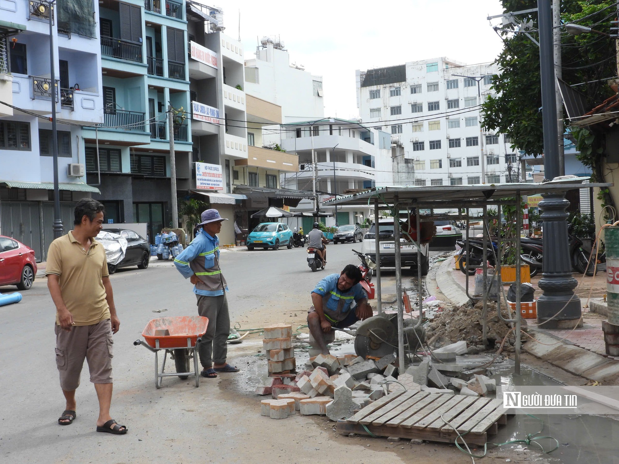Cận cảnh con kênh “hoá” đường 4 làn nằm cạnh sân bay Tân Sơn Nhất- Ảnh 5.