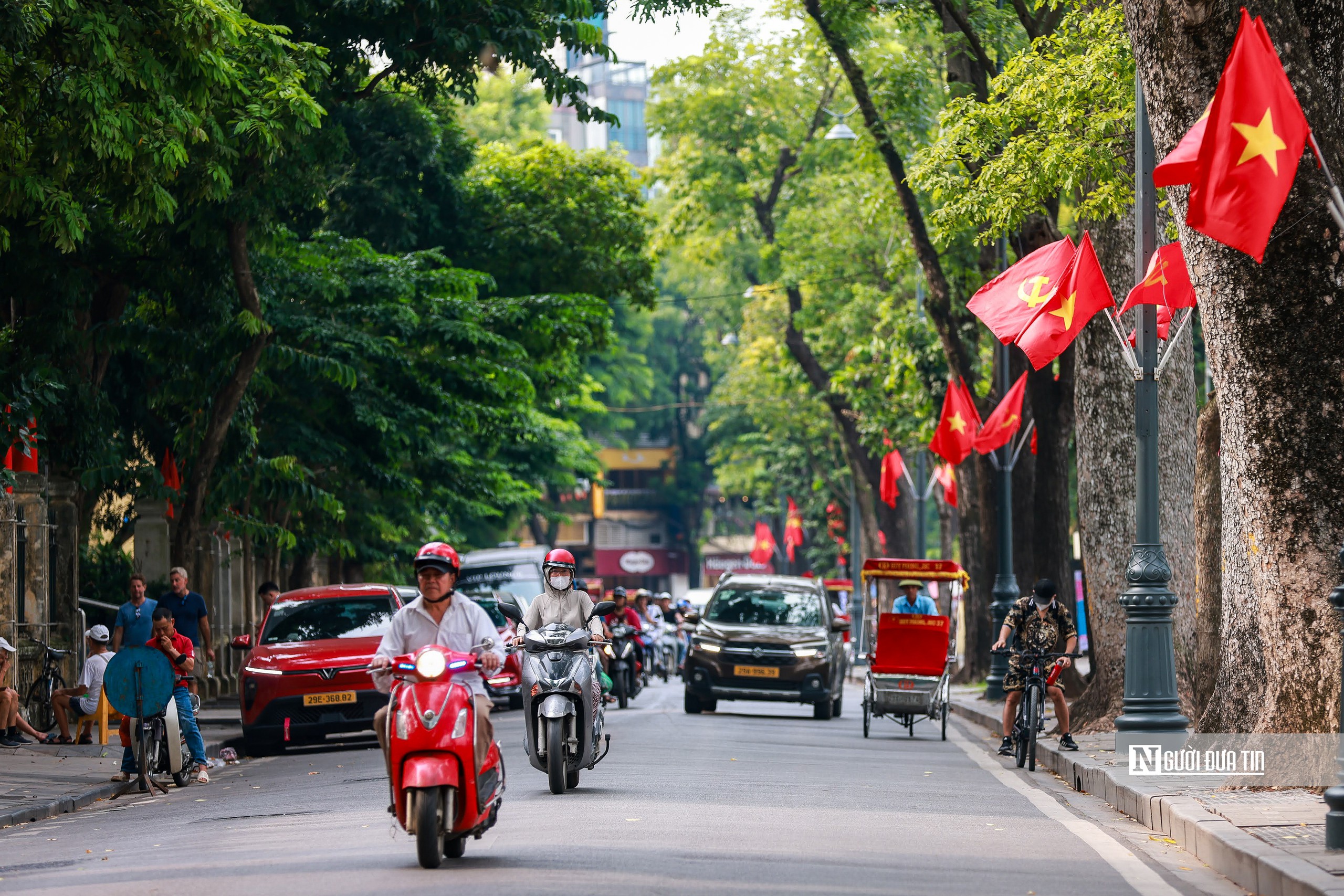 H&agrave; Nội trang ho&agrave;ng ch&agrave;o mừng 81 năm Quốc kh&aacute;nh 2/9- Ảnh 3.