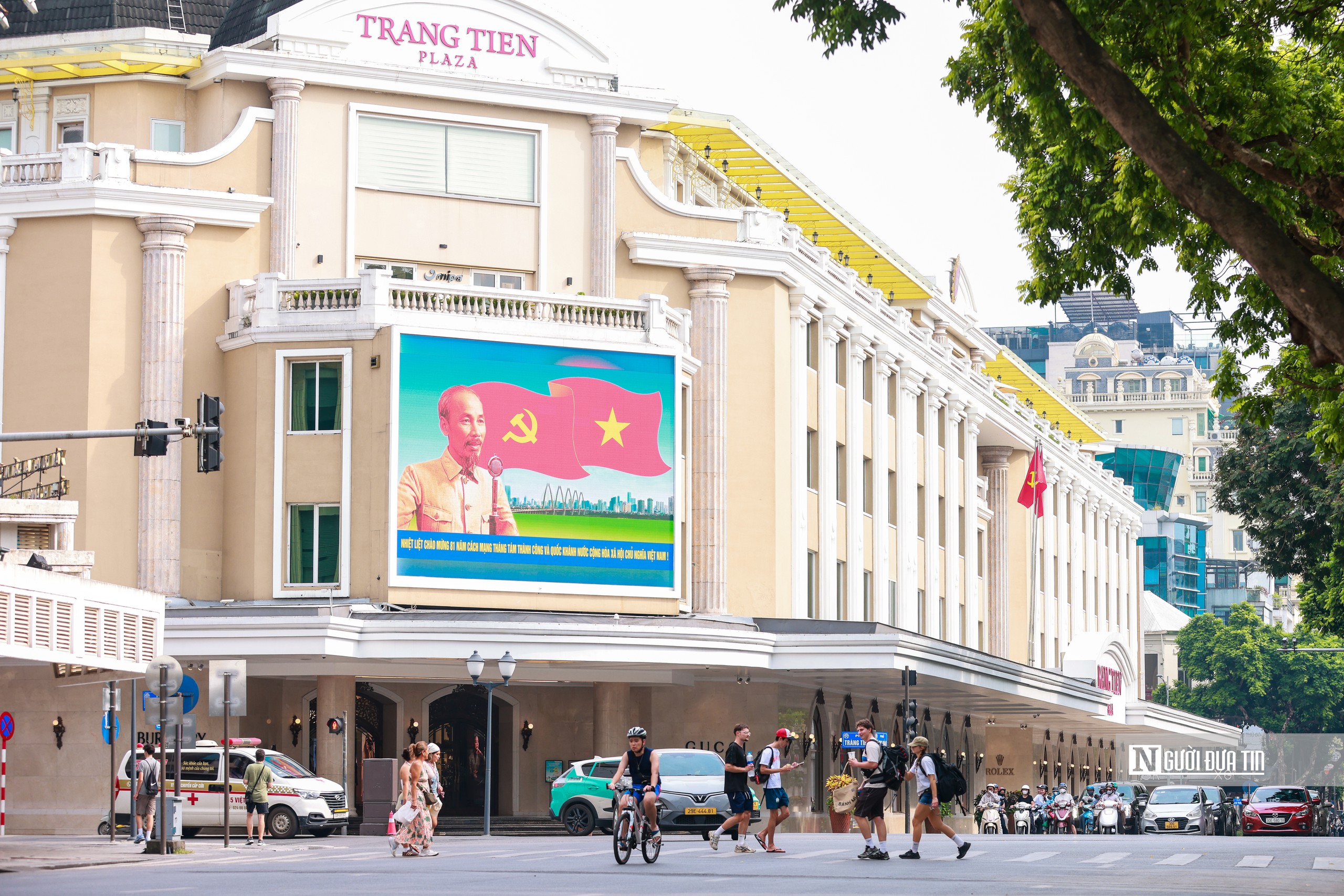 H&agrave; Nội trang ho&agrave;ng ch&agrave;o mừng 81 năm Quốc kh&aacute;nh 2/9- Ảnh 5.