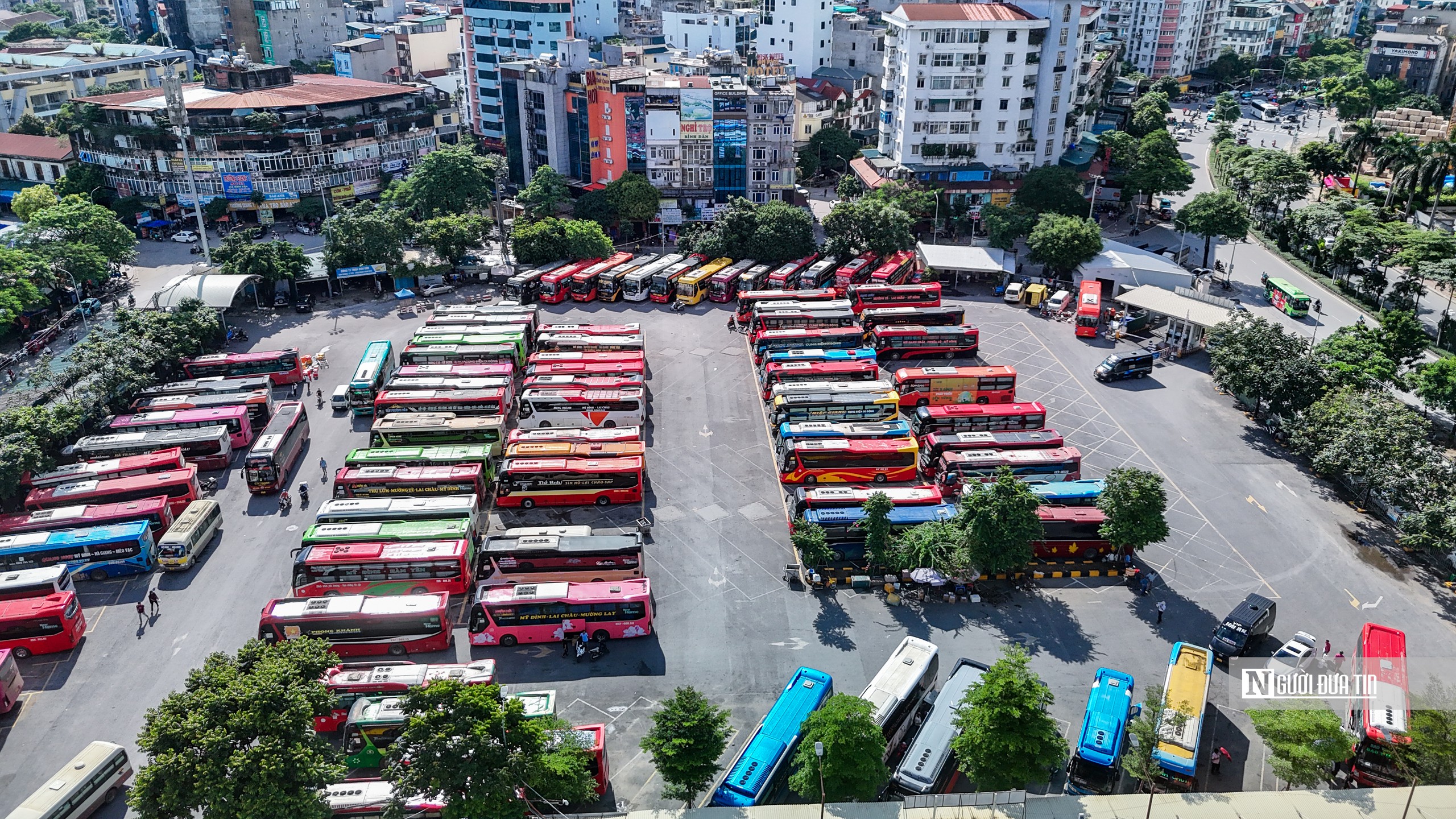 H&agrave; Nội: Người d&acirc;n đổ ra bến xe rời Thủ đ&ocirc; về qu&ecirc; nghỉ lễ- Ảnh 15.