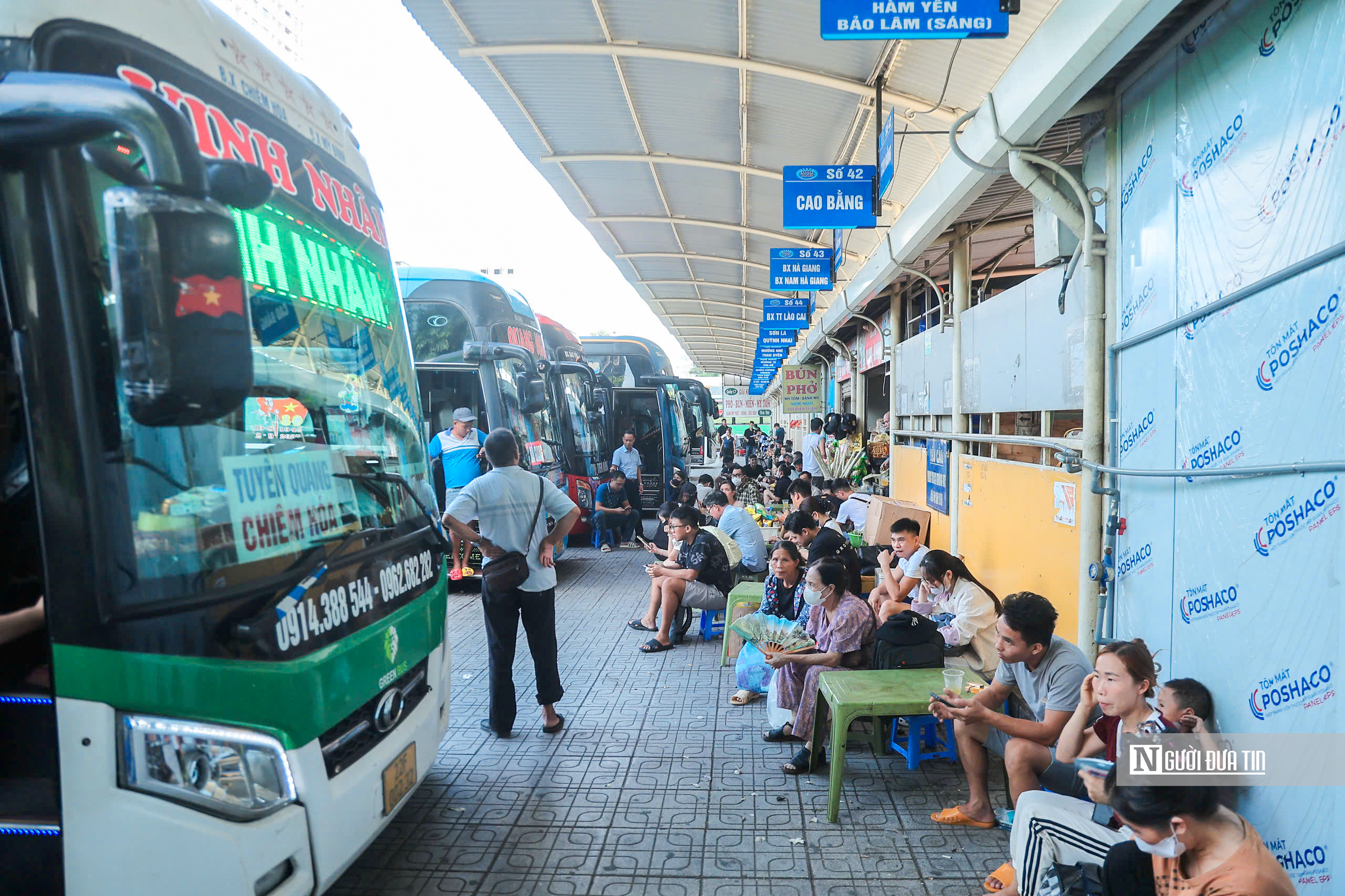 H&agrave; Nội: Người d&acirc;n đổ ra bến xe rời Thủ đ&ocirc; về qu&ecirc; nghỉ lễ- Ảnh 13.