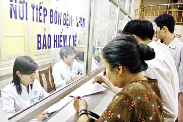 Hướng dẫn thay đổi nơi đăng ký khám, chữa bệnh bảo hiểm y tế ban đầu- Ảnh 1.