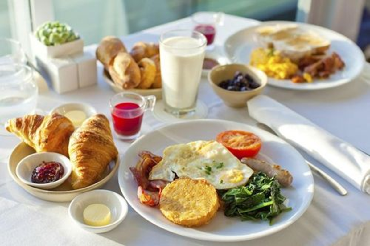 Ăn trưa lúc mấy giờ là tốt nhất? Chuyên gia chỉ ra