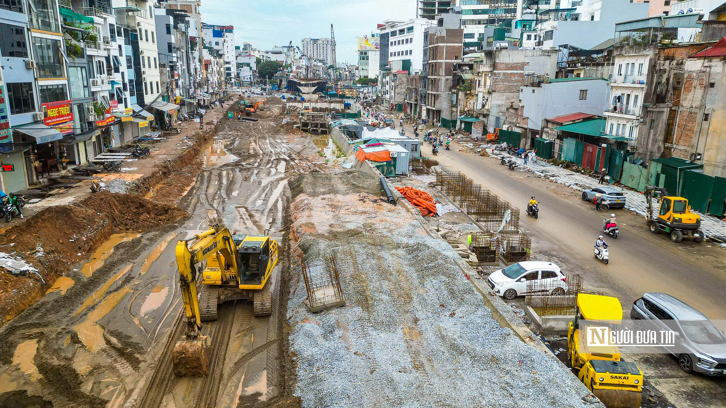 Hình ảnh tăng tốc thi công tuyến đường Hoàng Cầu - Voi Phục- Ảnh 7.
