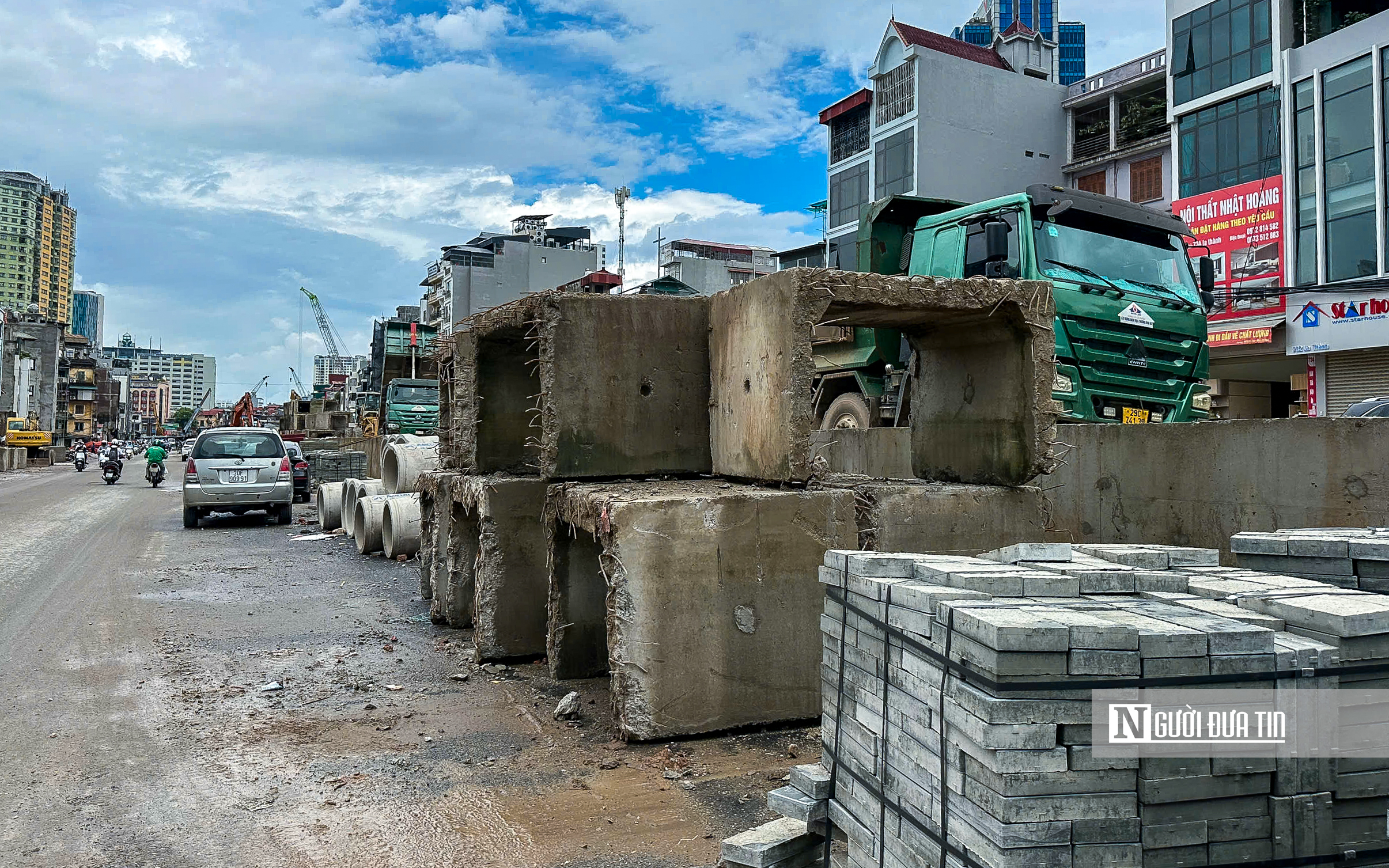 Hình ảnh tăng tốc thi công tuyến đường Hoàng Cầu - Voi Phục- Ảnh 12.