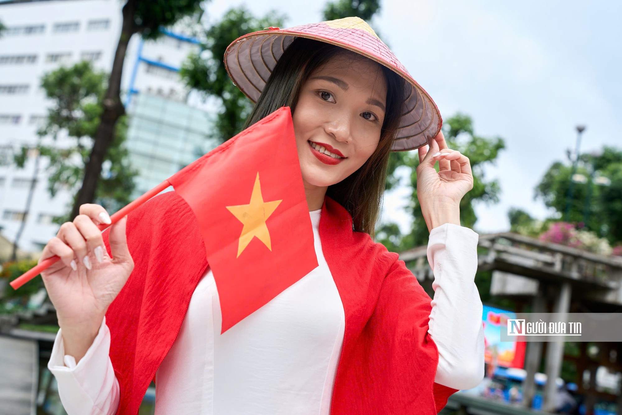 Người trẻ ở thành phố mang tên Bác xuống phố sớm check-in 2/9- Ảnh 2.