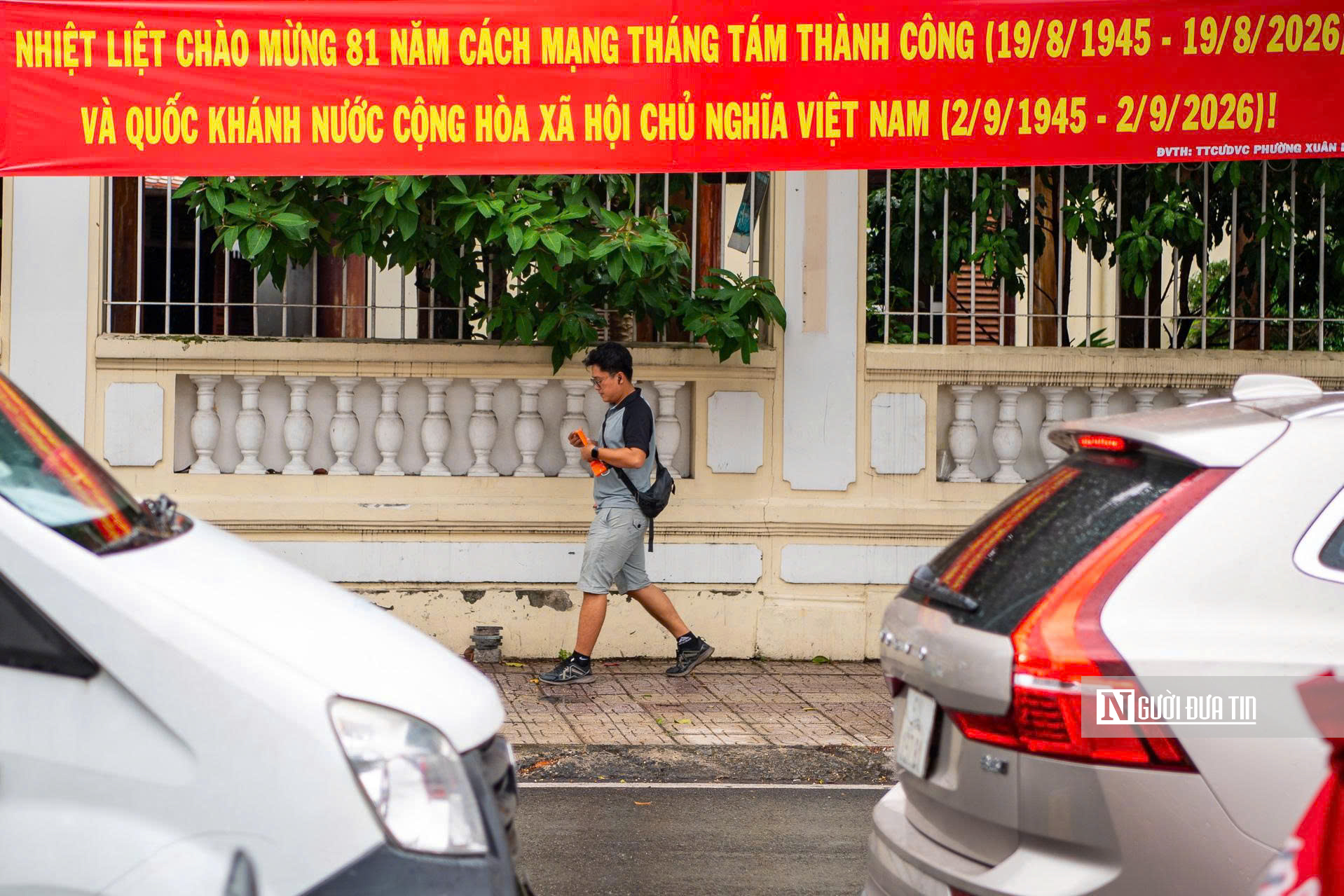 Người trẻ ở thành phố mang tên Bác xuống phố sớm check-in 2/9- Ảnh 16.