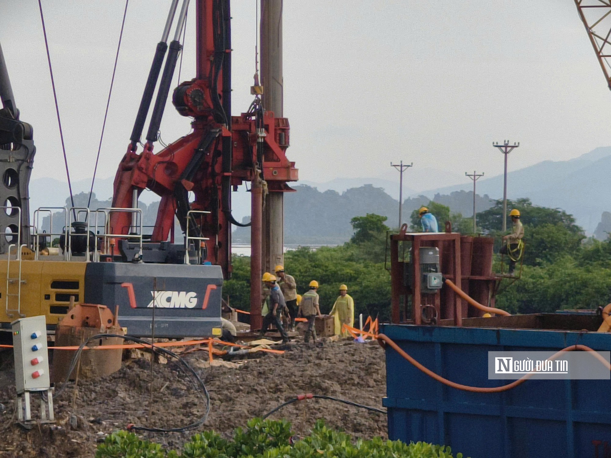 Nhộn nhịp trên công trường đường sắt cao tốc Hà Nội - Quảng Ninh dịp Quốc khánh- Ảnh 6.