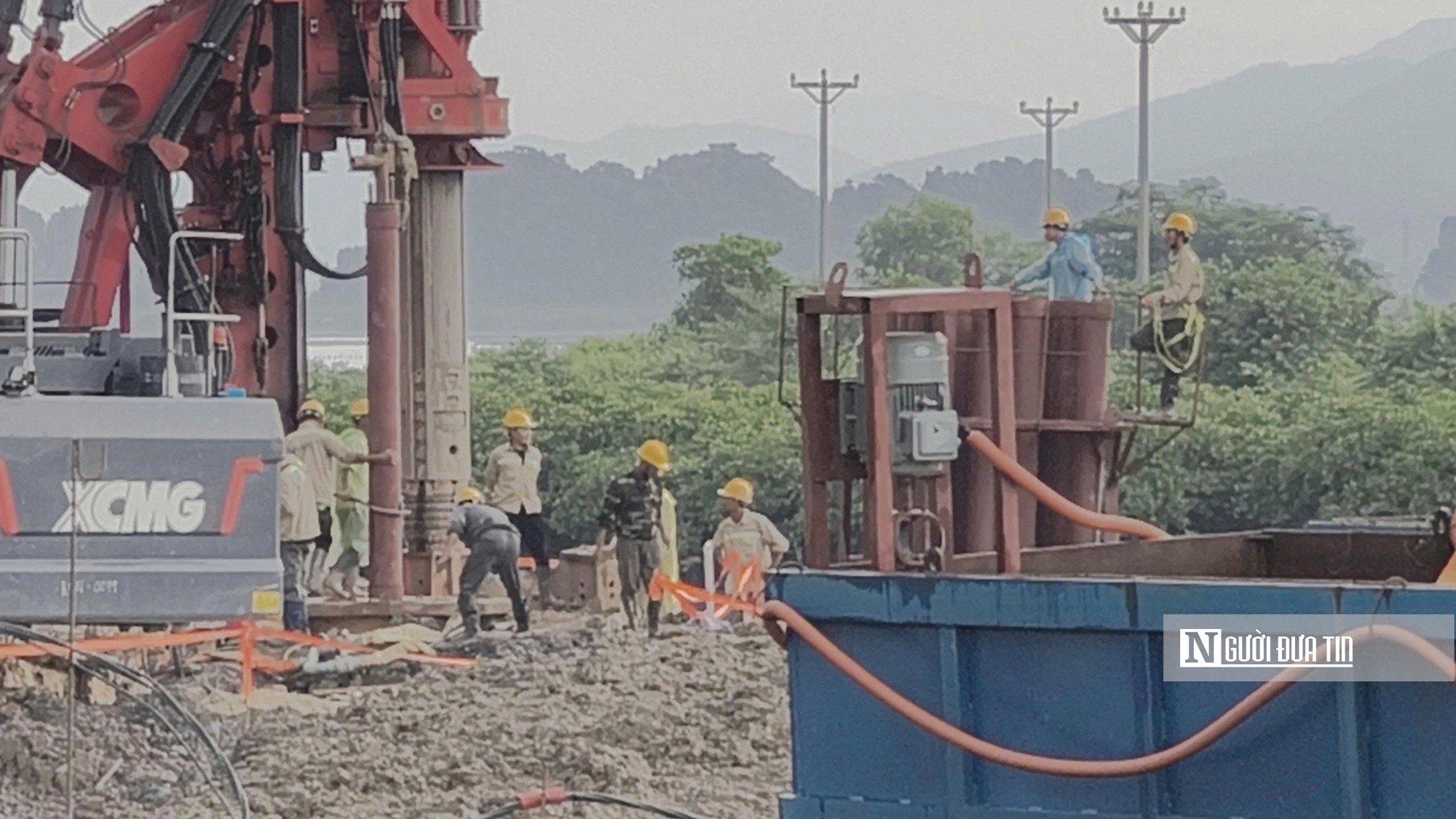 Nhộn nhịp trên công trường đường sắt cao tốc Hà Nội - Quảng Ninh dịp Quốc khánh- Ảnh 8.