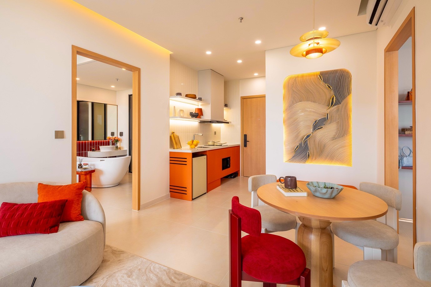 Alora Nha Trang khai trương nhà mẫu, mở “điểm chạm” đầu tiên của tòa tháp biểu tượng giải trí bên Vịnh Ngọc- Ảnh 4.