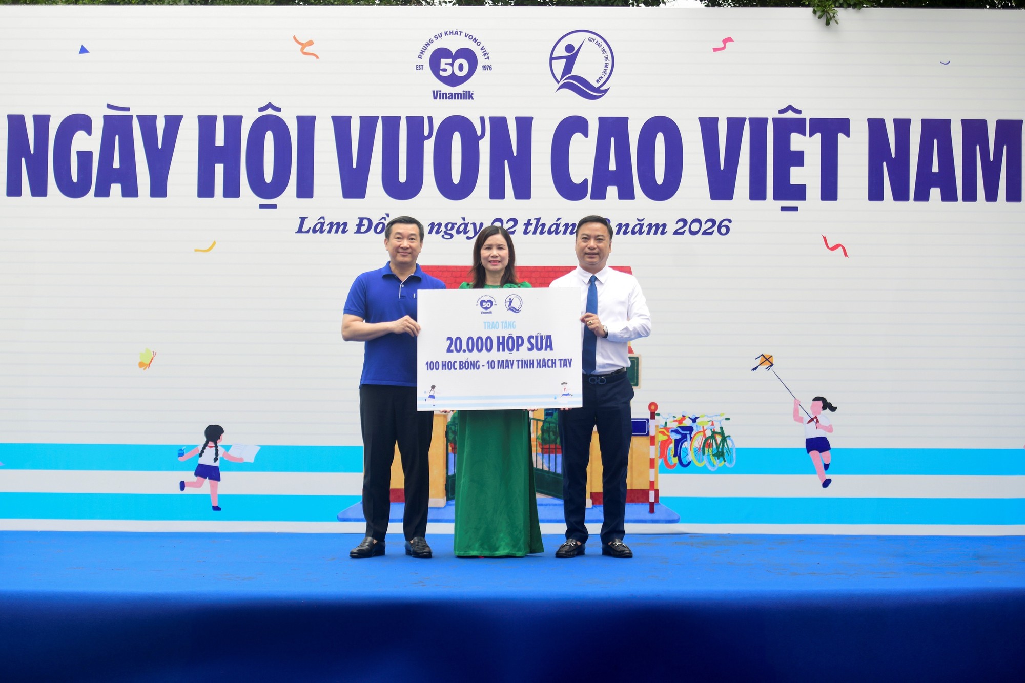 Từ ly sữa đến cơ hội phát triển: Hành trình vun đắp tương lai trẻ em Việt của Vinamilk - Ảnh 2.