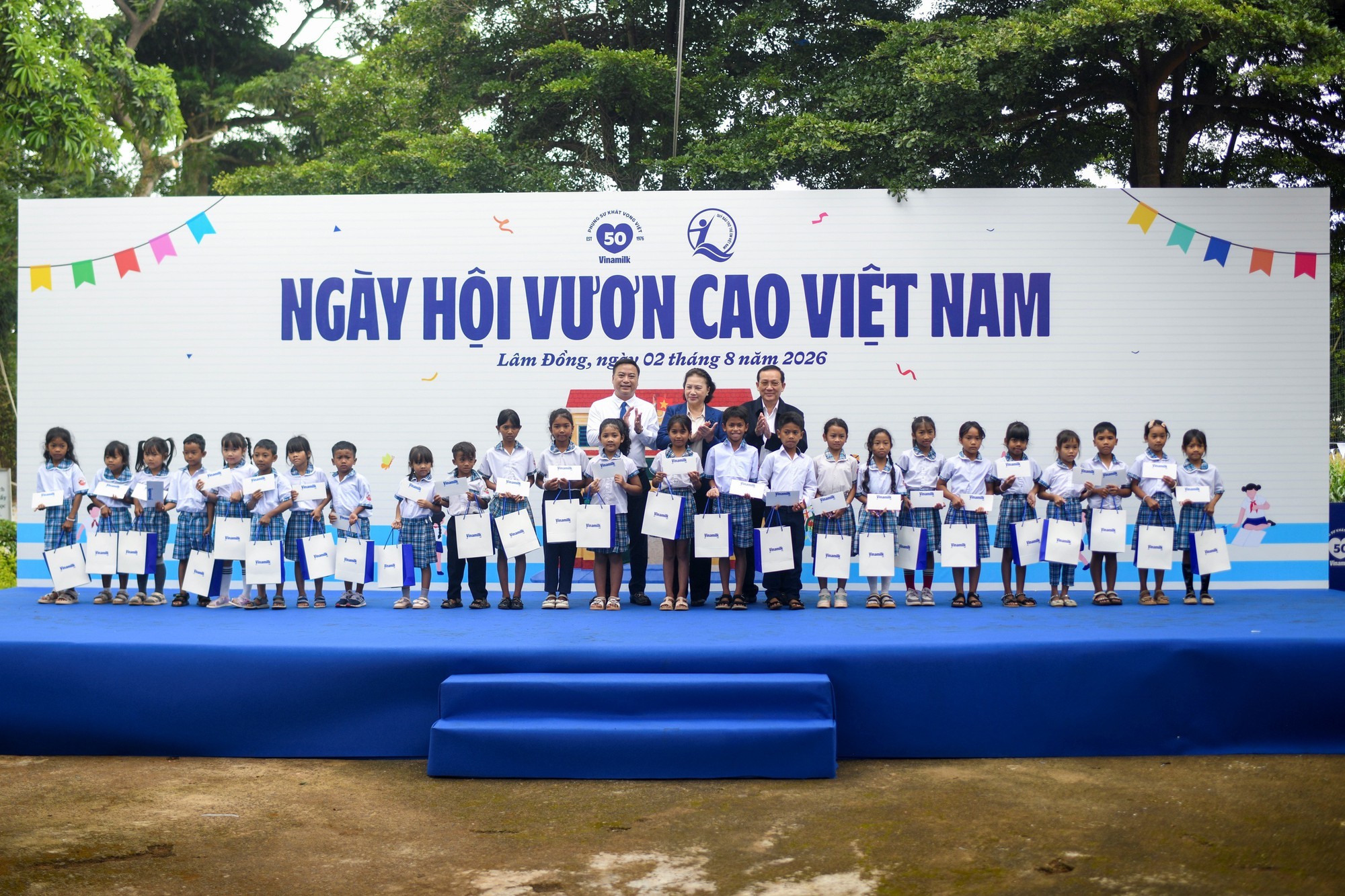 Từ ly sữa đến cơ hội phát triển: Hành trình vun đắp tương lai trẻ em Việt của Vinamilk - Ảnh 3.