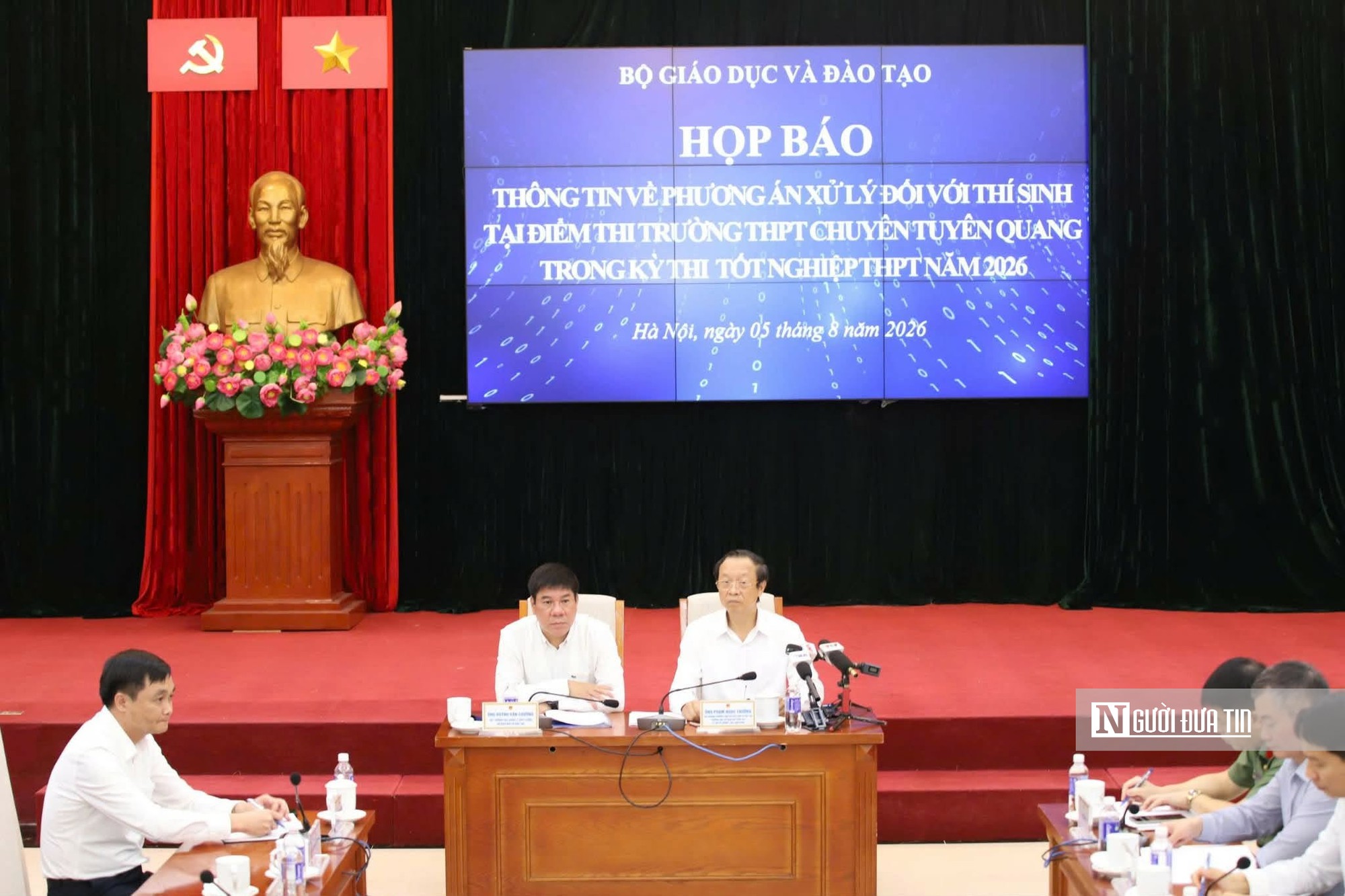 Bộ GD&ĐT: Tổ chức thi lại toàn bộ các môn tại điểm thi Trường THPT Chuyên Tuyên Quang - Ảnh 1.