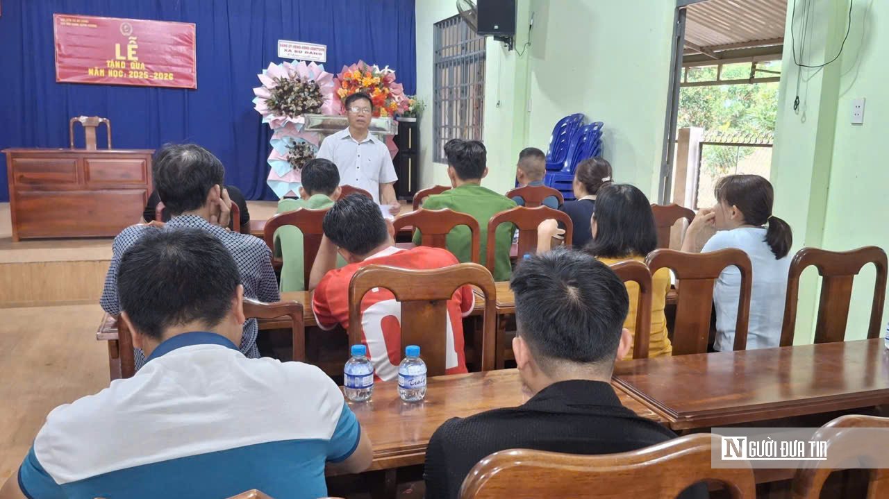 Khi chính quyền đi tìm dân để làm 