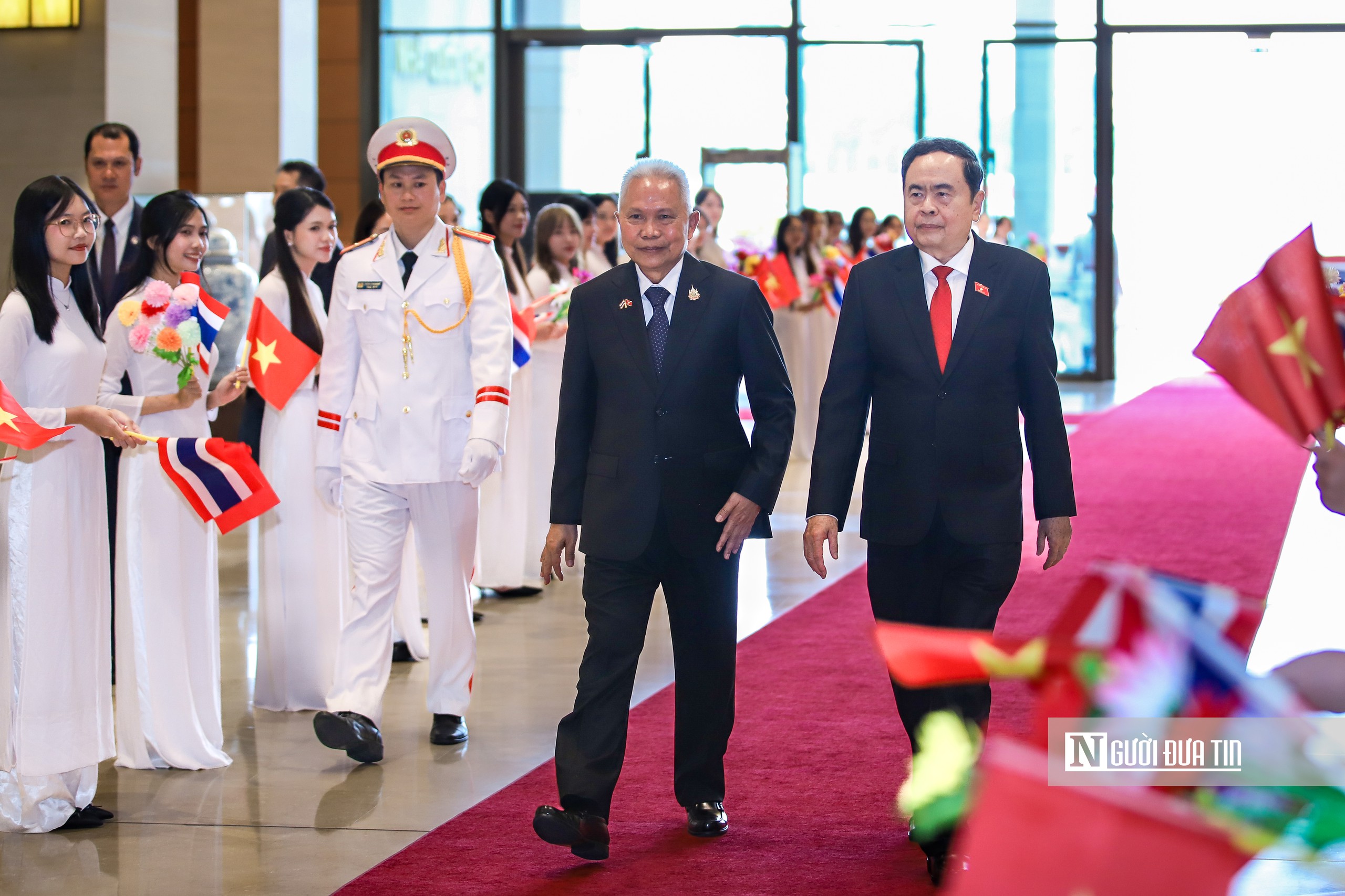 Chủ tịch Quốc hội Trần Thanh Mẫn đón và hội đàm với Chủ tịch Quốc hội Thái Lan - Ảnh 4.