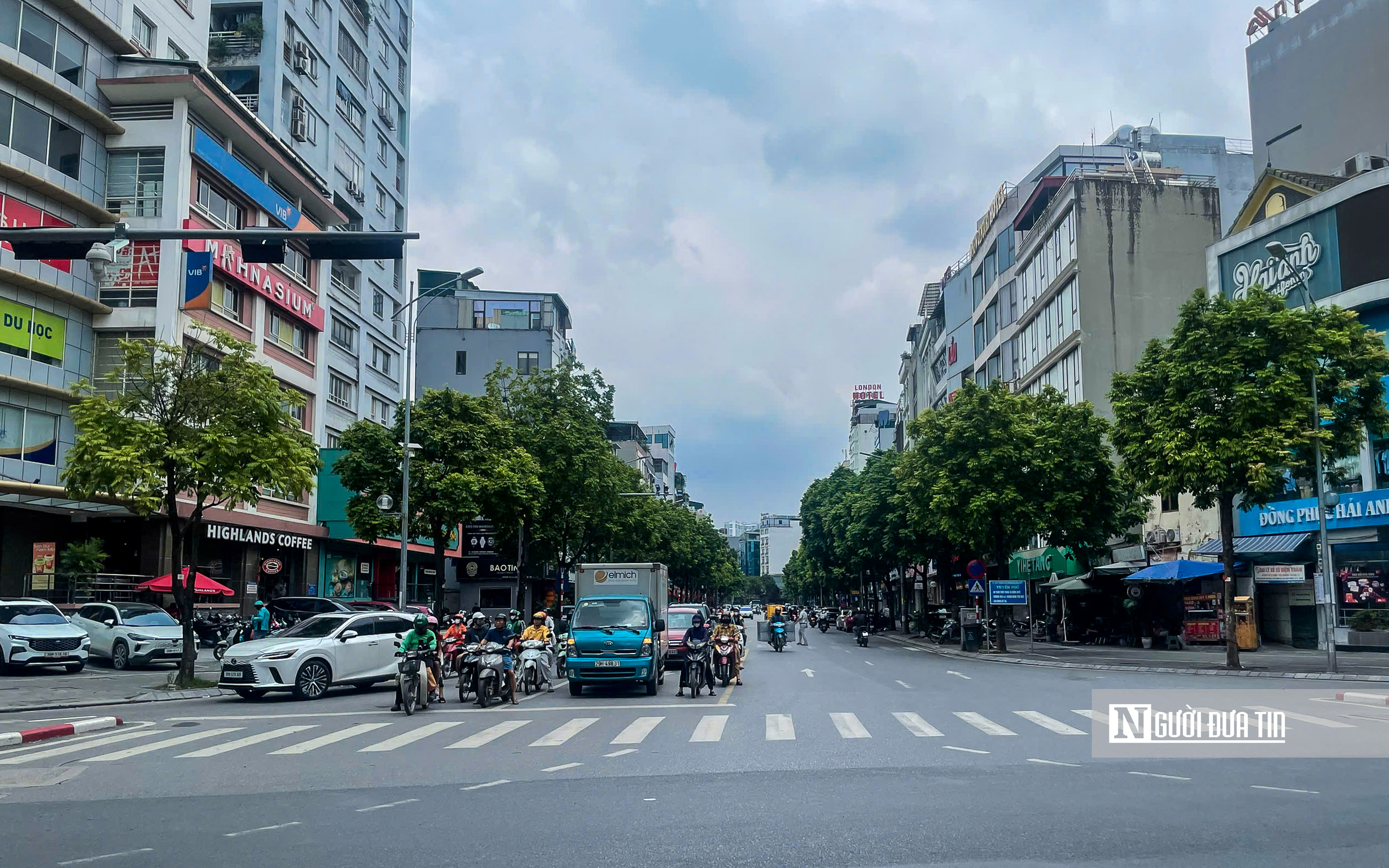 Hiện trạng khu vực thí điểm phố đi bộ thông minh đầu tiên ở Hà Nội- Ảnh 9.