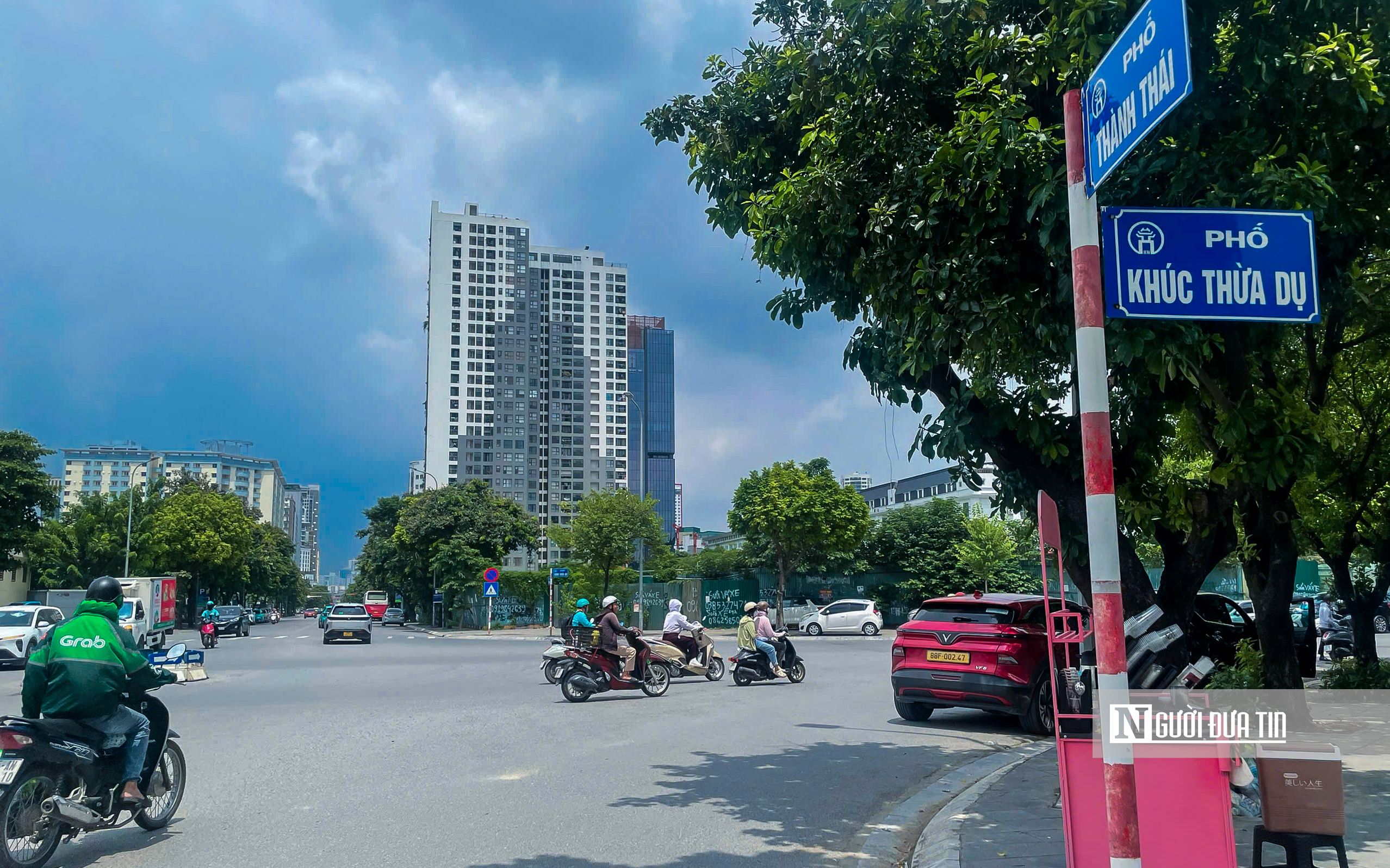 Hiện trạng khu vực thí điểm phố đi bộ thông minh đầu tiên ở Hà Nội- Ảnh 2.