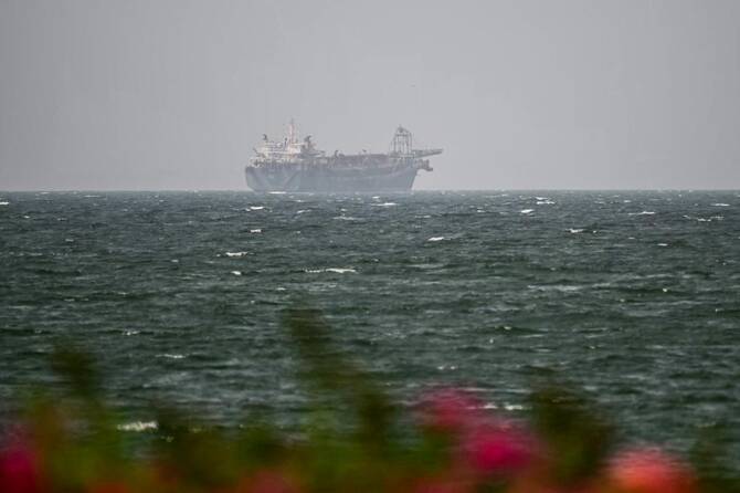 Iran, Oman đã nhất trí tuyến đường quá cảnh qua eo biển Hormuz, sắp hoàn tất thỏa thuận - Ảnh 1.