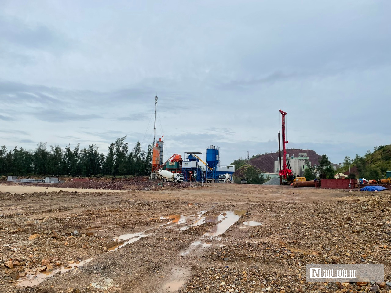 Nghệ An tăng tốc đầu tư hạ tầng, khơi thông nguồn lực tạo đà tăng trưởng hai con số- Ảnh 1.