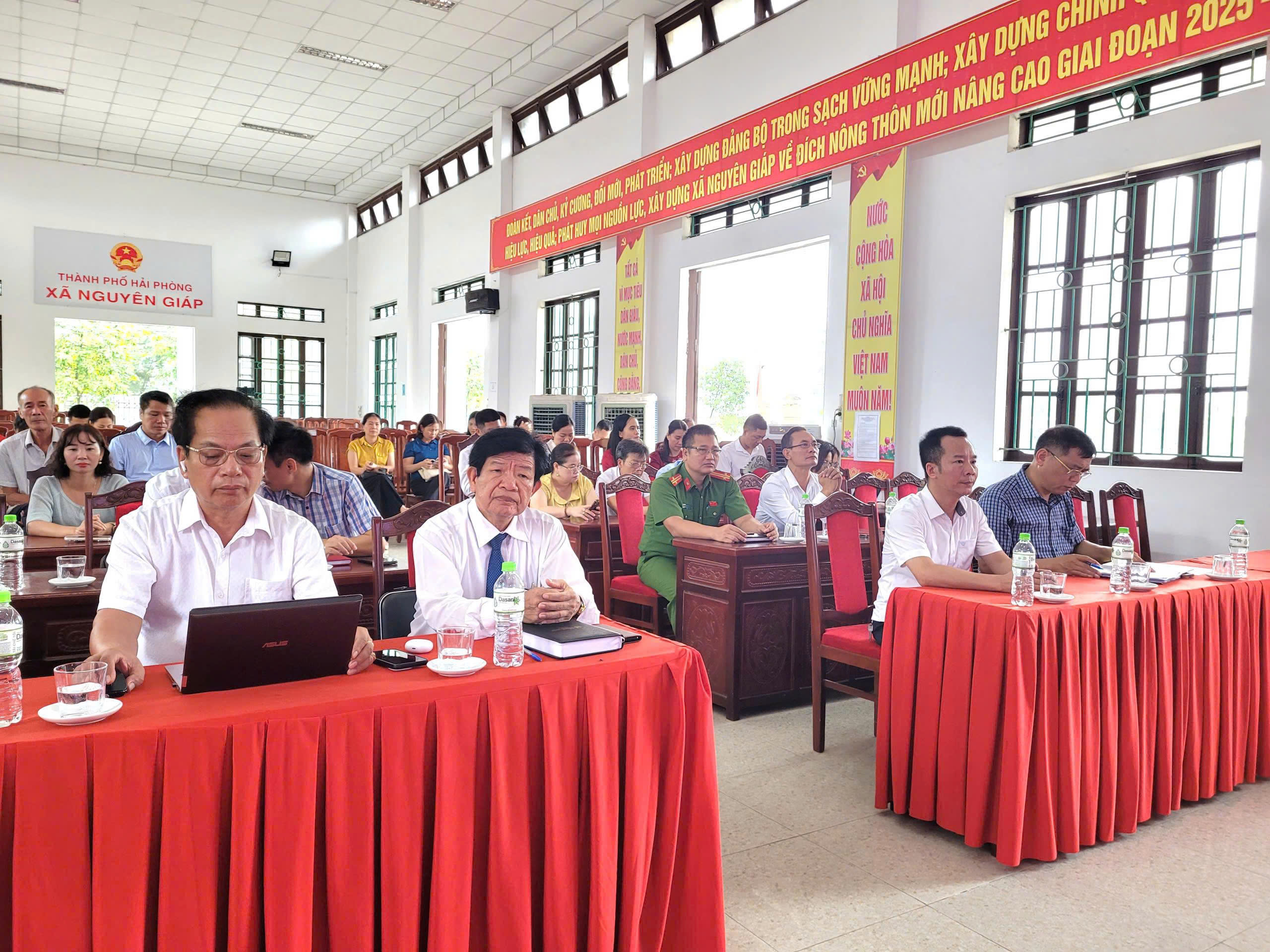 Hải Phòng: Chi hội Luật gia xã Nguyên Giáp hợp nhất, bắt tay ngay vào công tác tuyên truyền pháp luật - Ảnh 3.