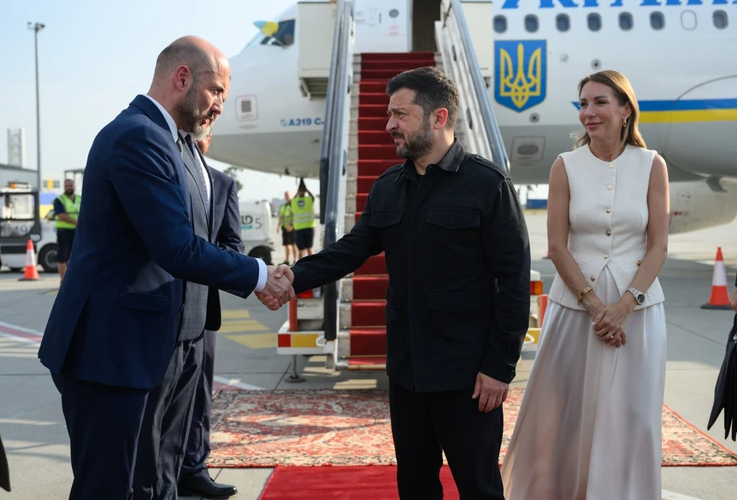 Tổng thống Ukraine Zelensky thăm Serbia: Phép thử cho quan hệ giữa Belgrade, Moscow và EU - Ảnh 1.